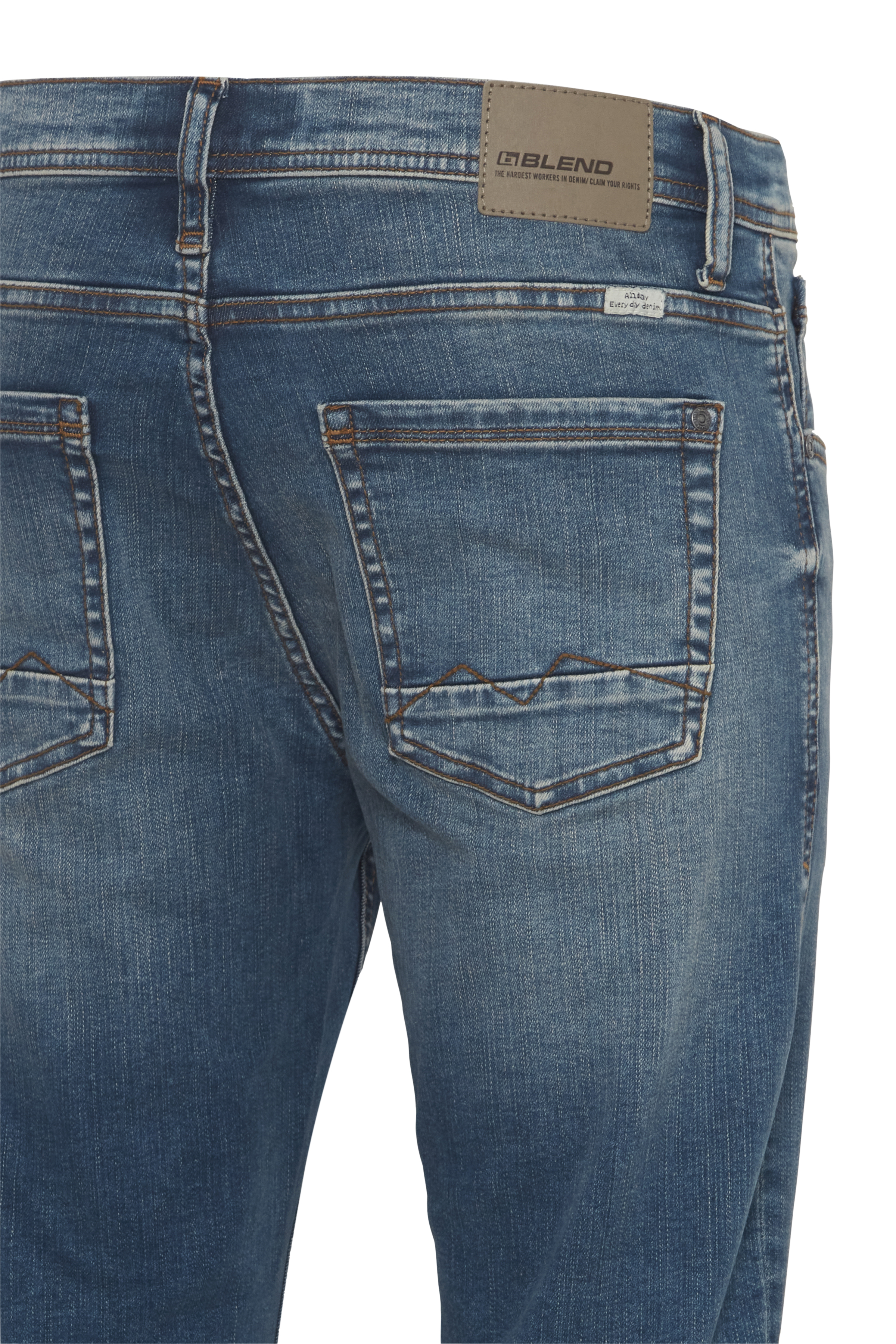 20707721_202901_300-jpg