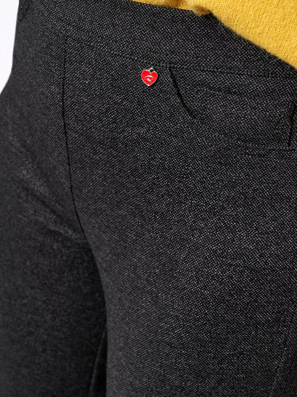 Relaxed_HW25-NOS_089_67-042800_4-jpg