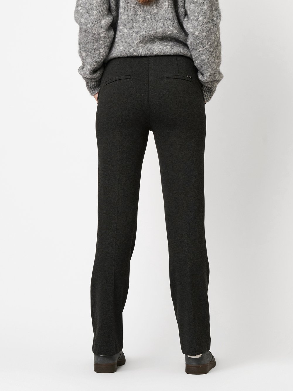 TONI_HW25-NOS_881_61-021213-40_3-jpg