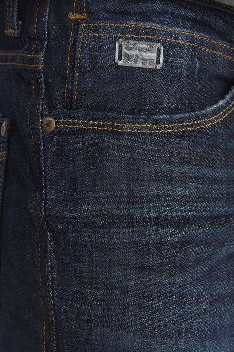 b2c50a18-981a-4b9c-9a31-fe6bd3c26690