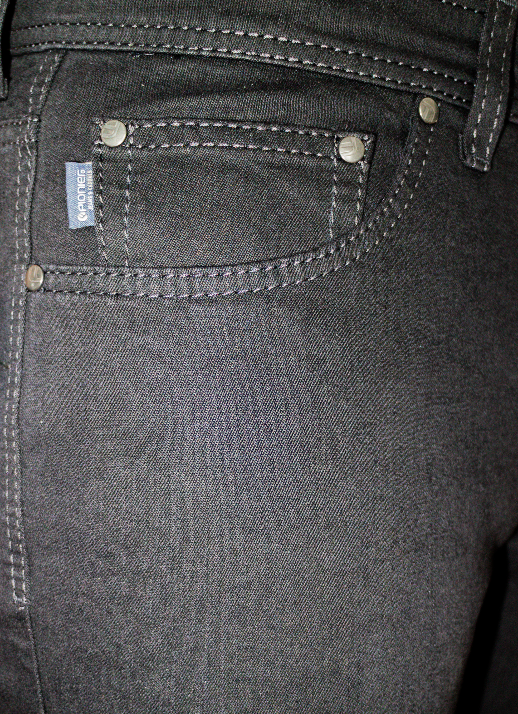 pionier-marc-black-black-2006-63721-100-pioma200663721100-001-0hYtMoYuFuSjIB