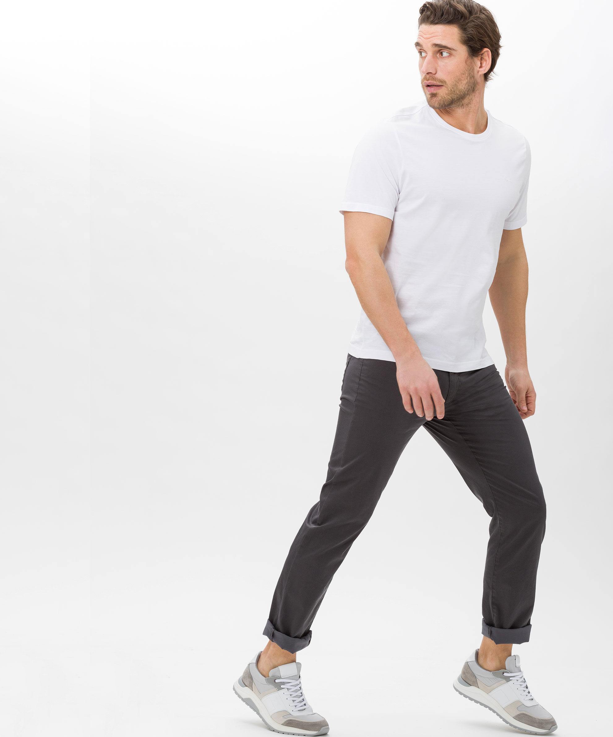 BRAX_122_04_841154_7884120_3