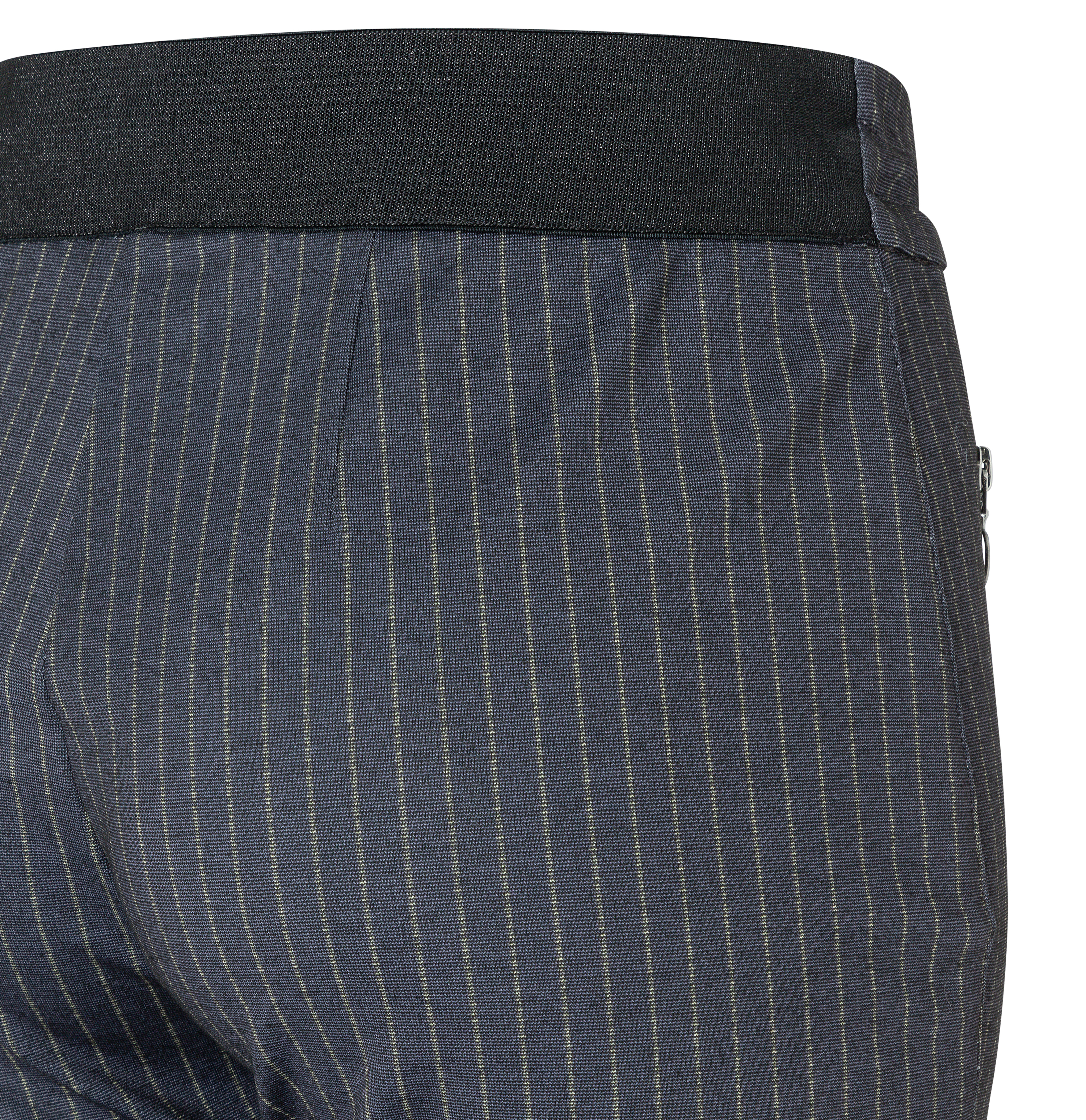 MAC_Autumn-2024_195S_2710-00-0107L-195S_5-jpg