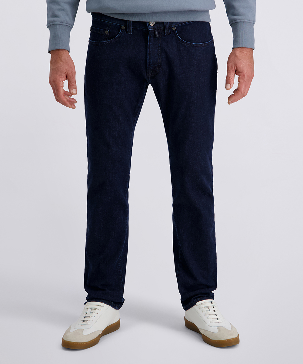 PIERRE-CARDI_HerbstWinter-2025_6811_C7-300308054_6811_5-jpg