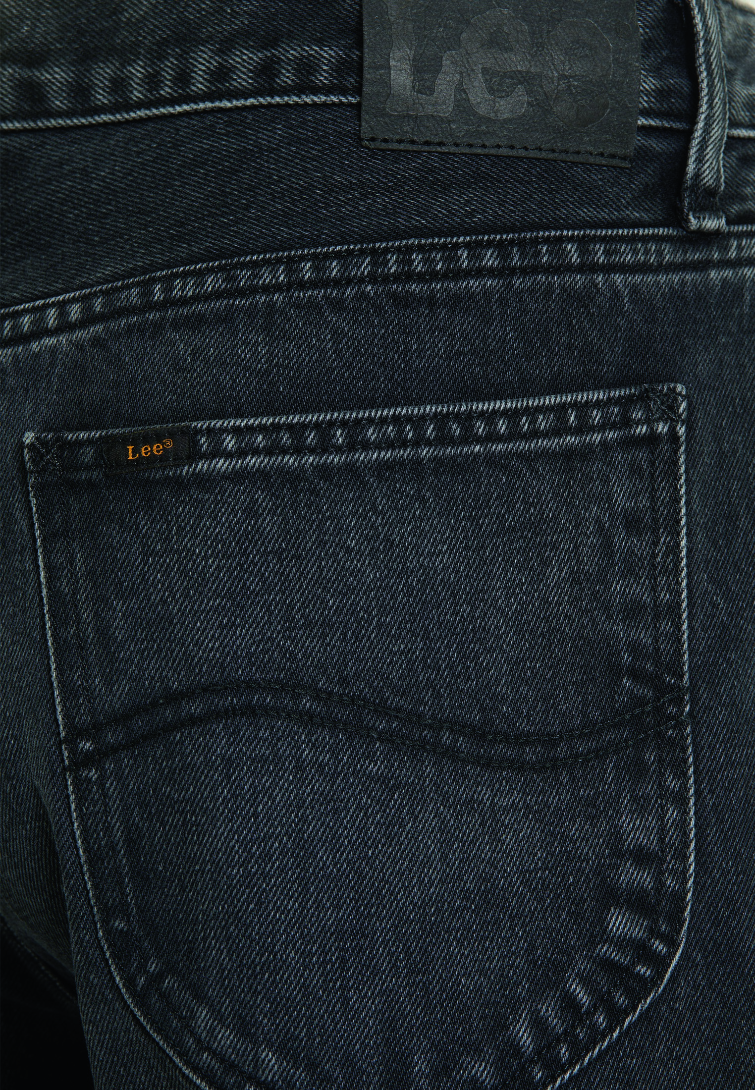 112342283_detail01-jpg-highres-print-jpg