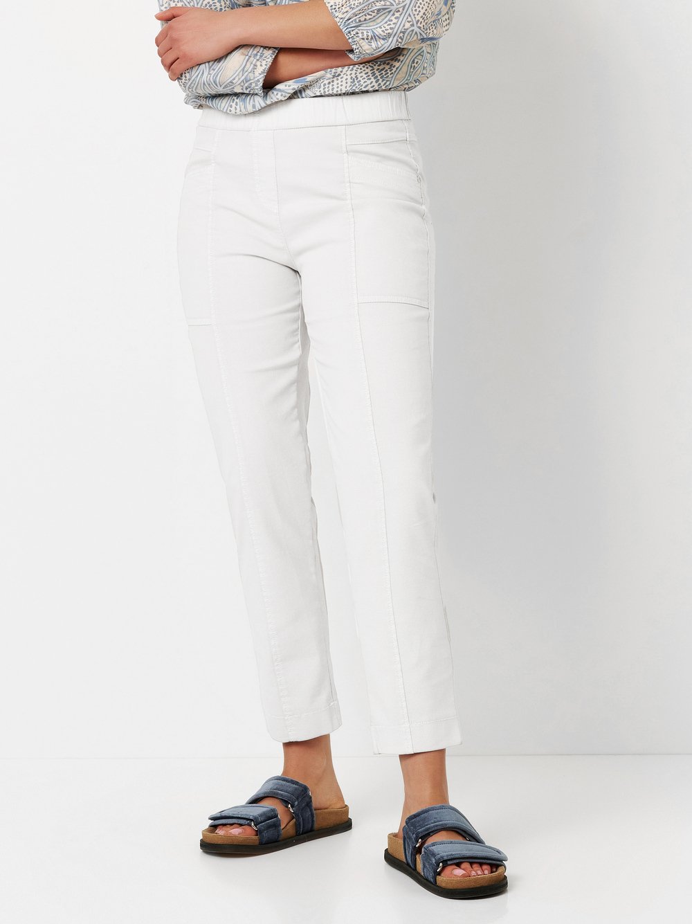 TONI_FS25-NOS_080_27-361805-21_2-jpg