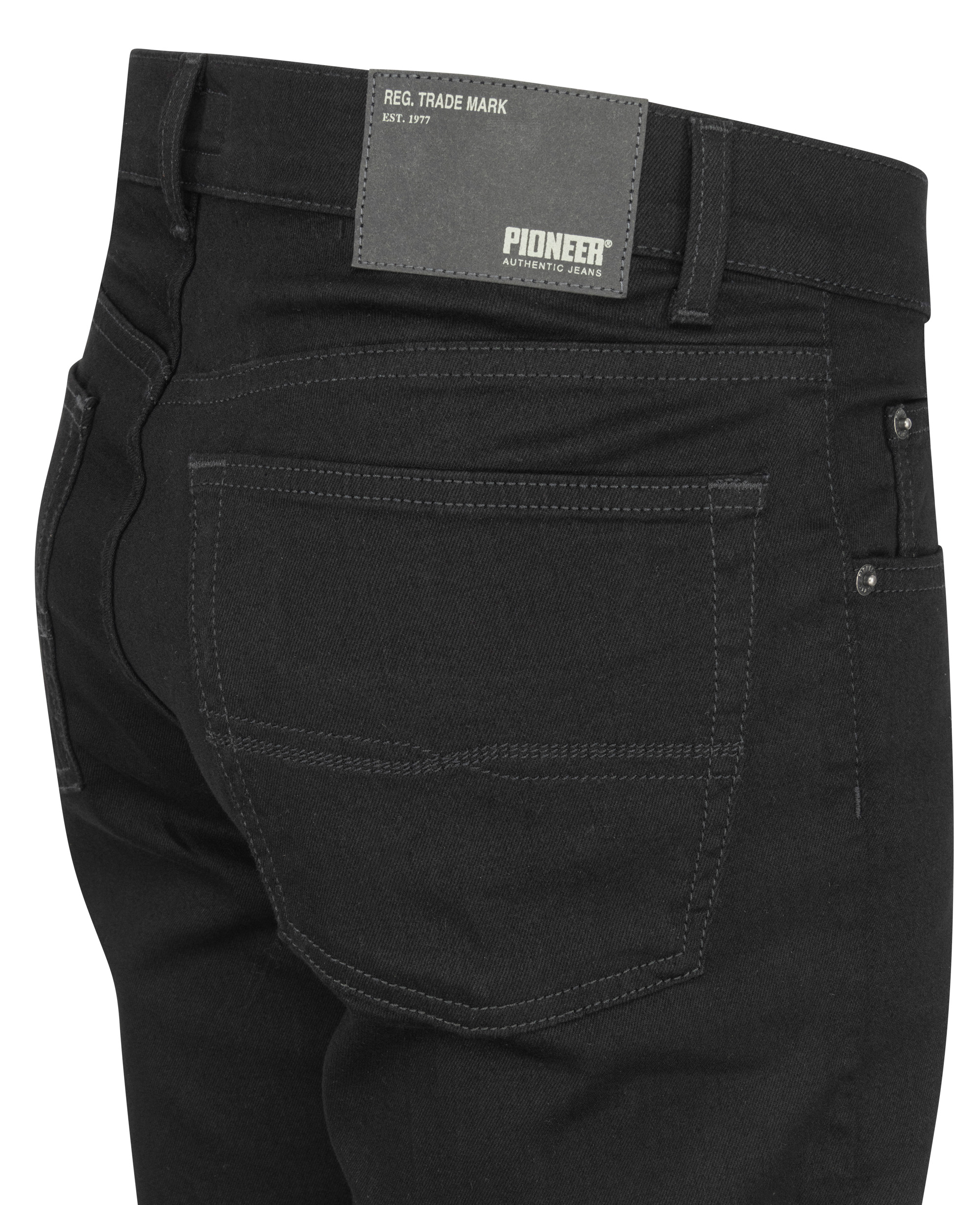 4064772705637_003-jpg