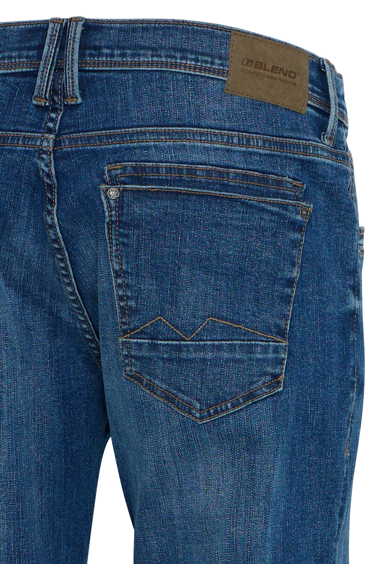 20708856_204406_300-jpg