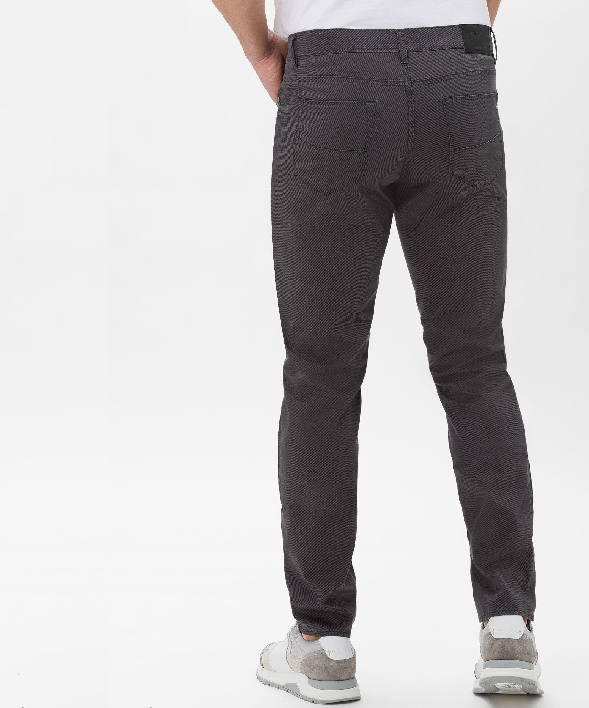 BRAX_122_04_841154_7884120_5