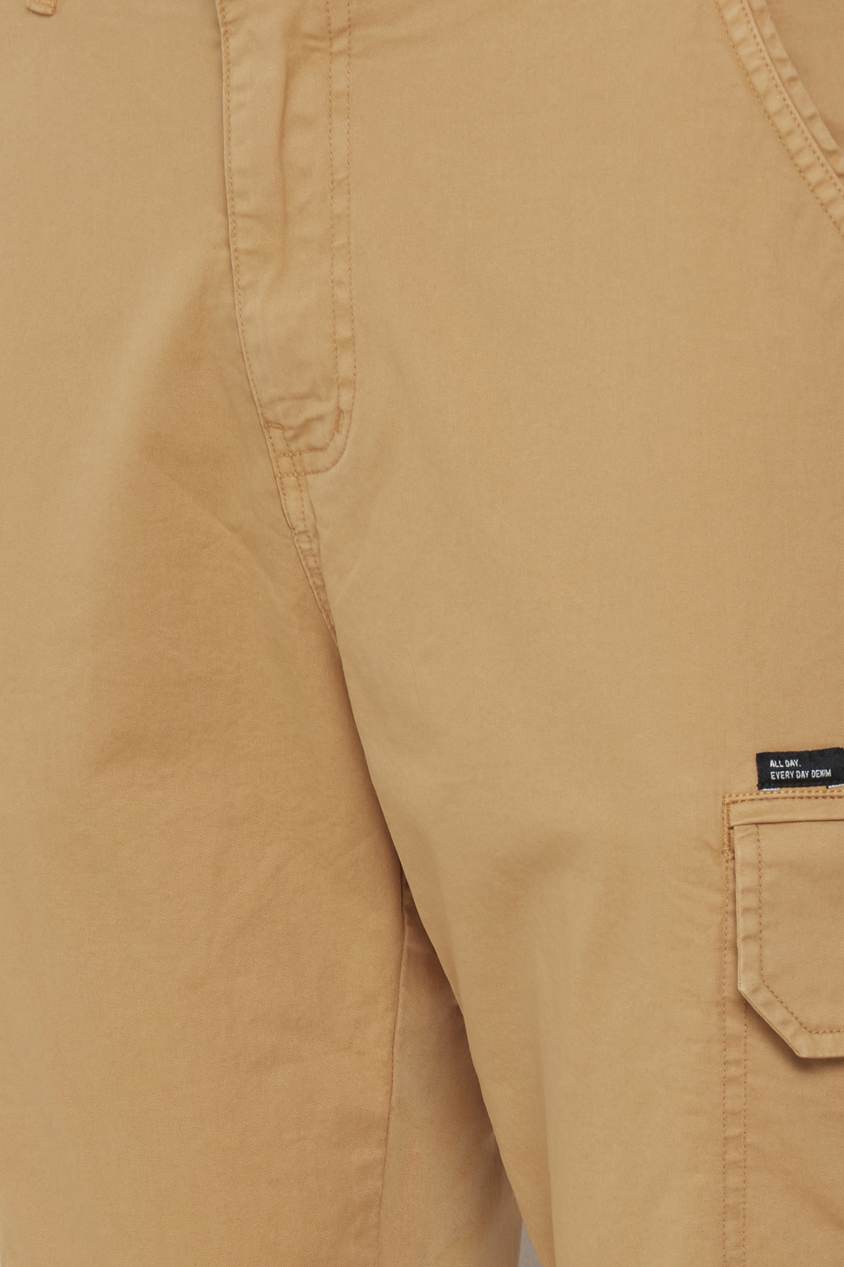 20710465_171040_300-jpg