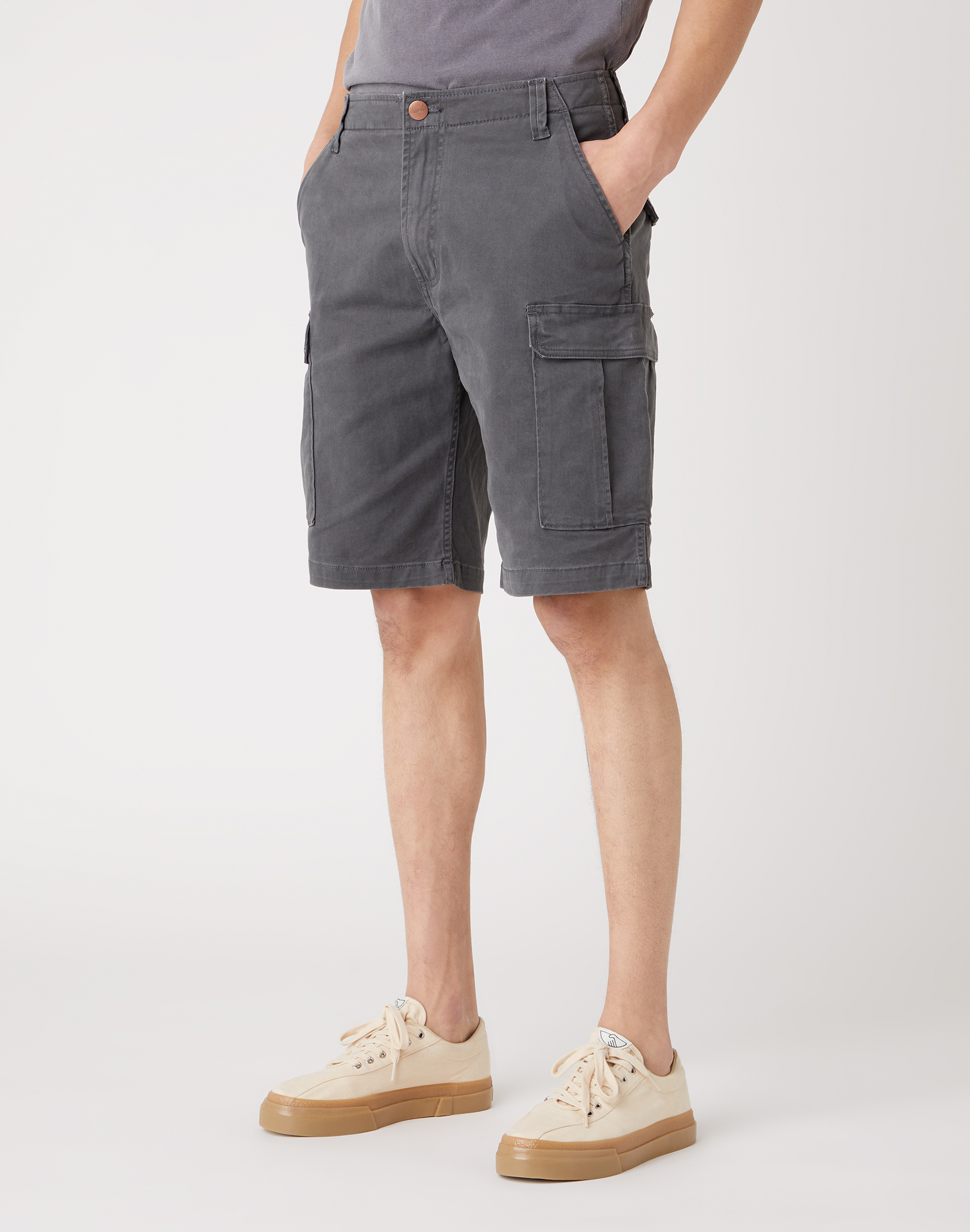 W1C35085J_1 WRANGLER CASEY CARGO SHORTS dark shadow W1C35085J