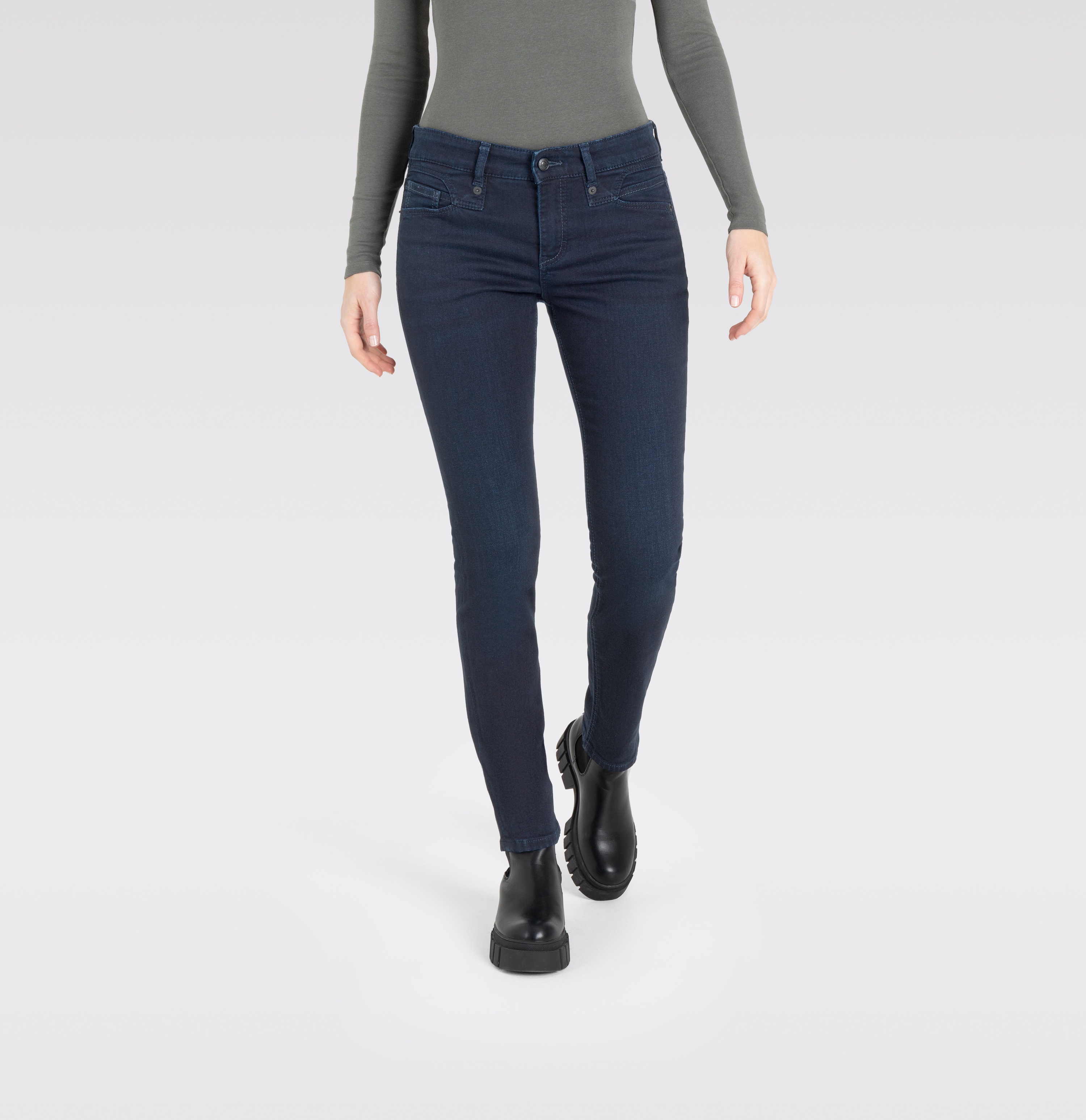 MAC_Autumn-2024_D860_5703-90-0389L-D860_9-jpg