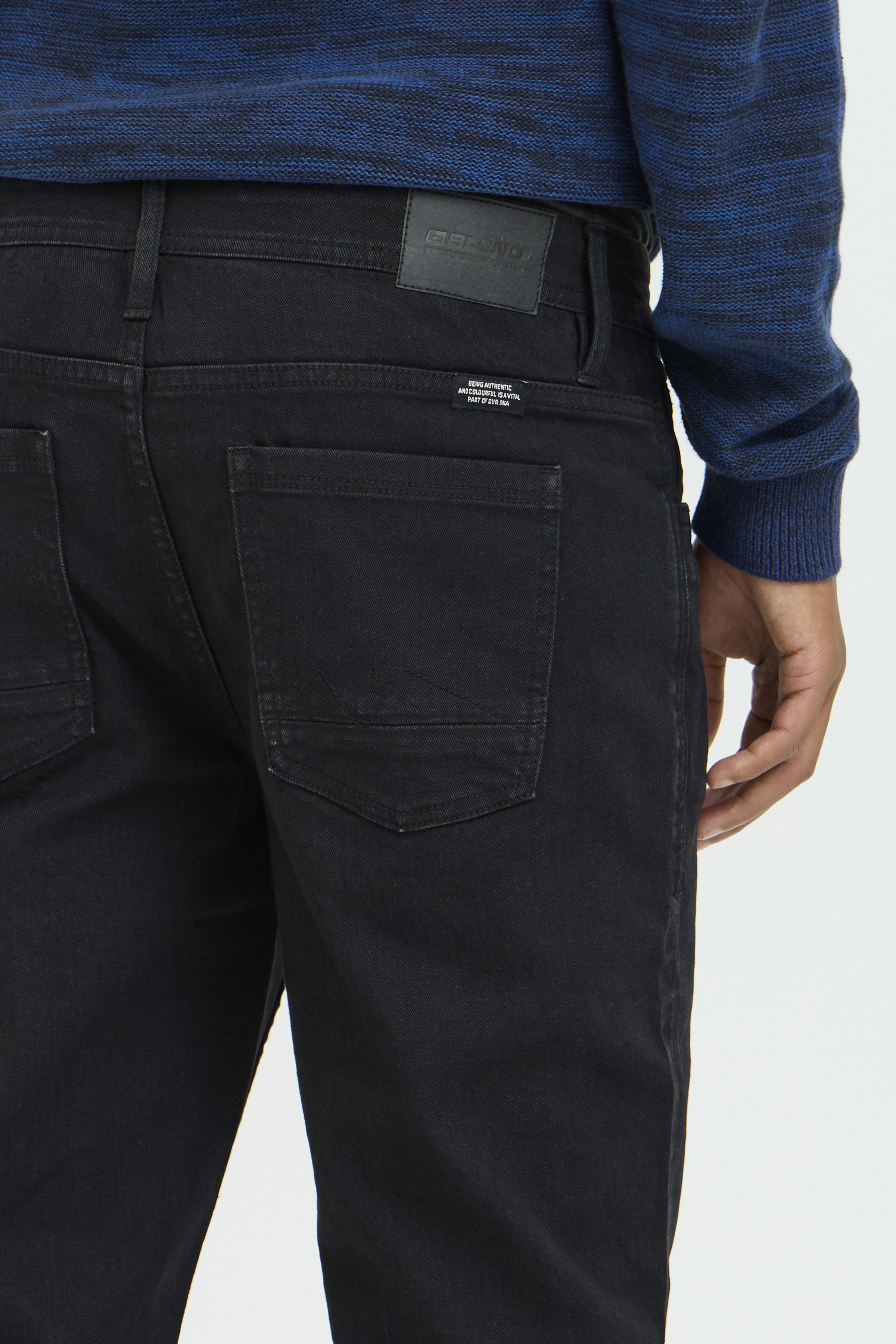 20715000_200297_360-jpg