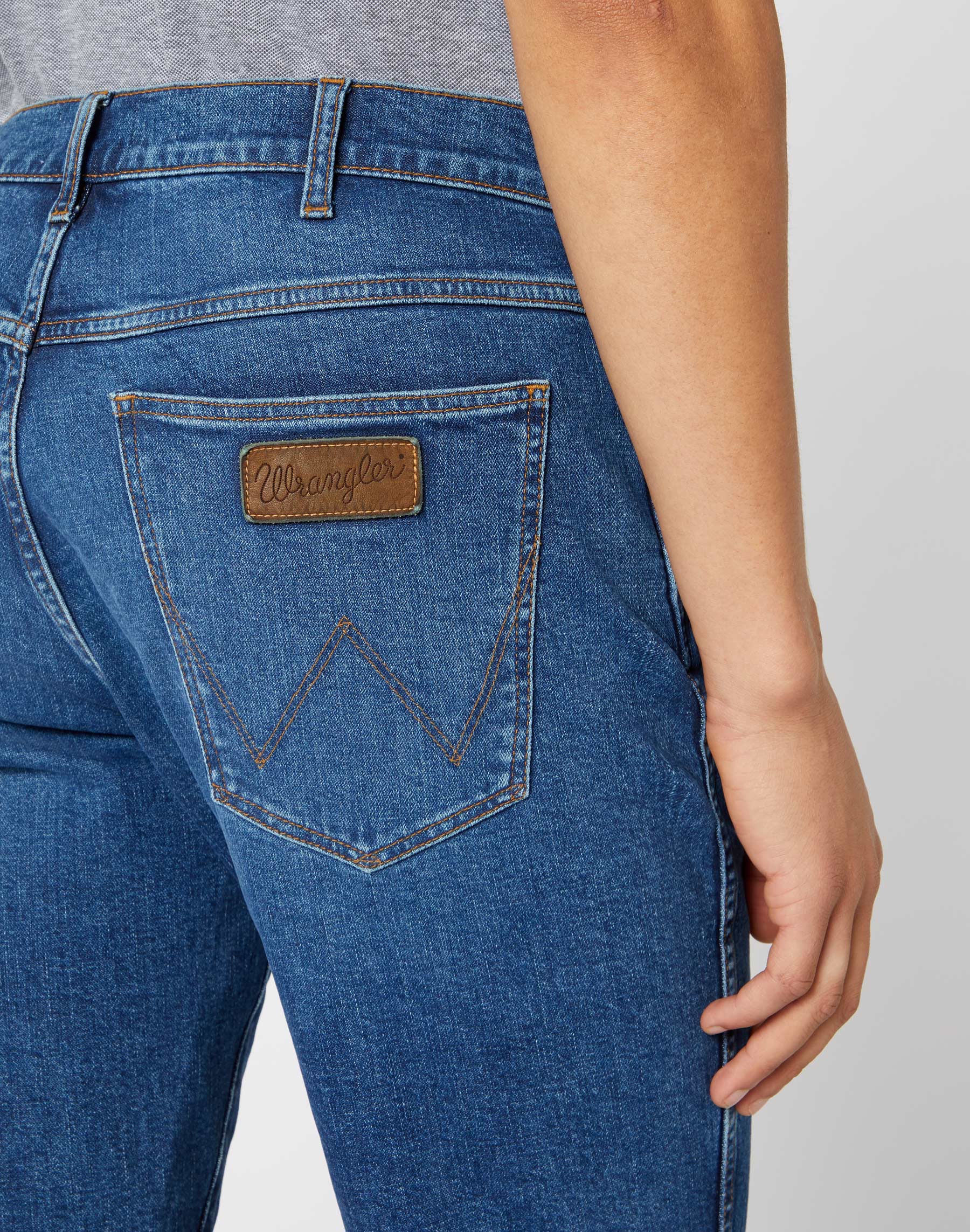 wrangler-5-pocket-short-game-on-w14ct112e-wr-w14ct112eJ46rfpHHciV9B