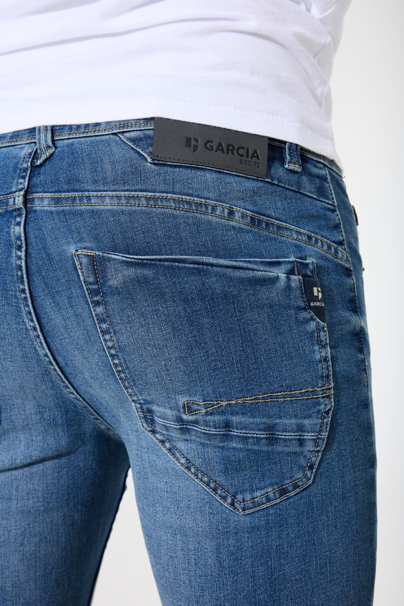 Garcia_NOS_3919_690-3919_2-jpg