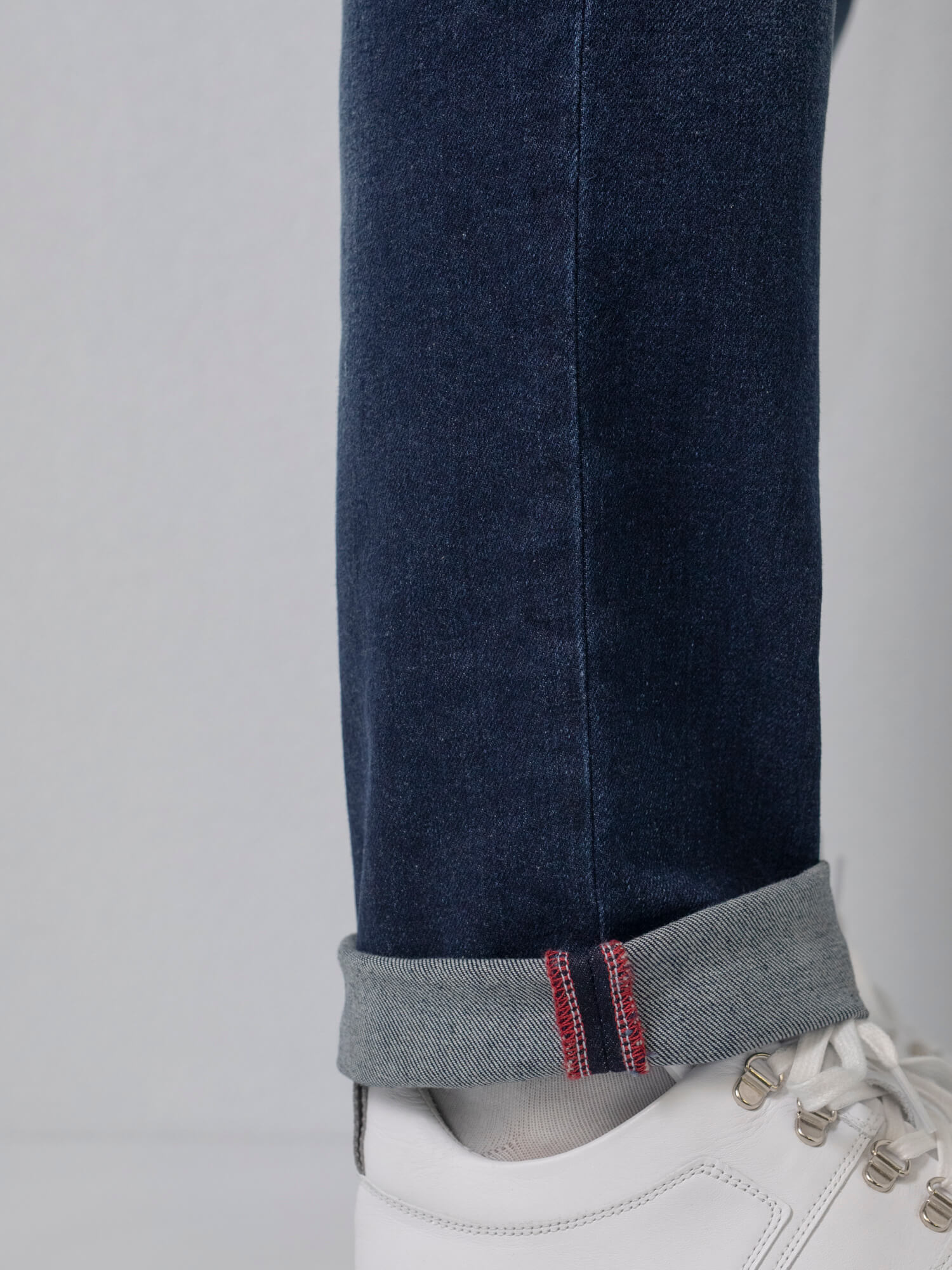 Petrol-Indus_NOOS-NOOS_5802_RILEY_2-jpg