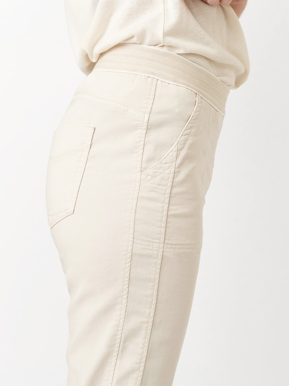 TONI_FS26-Kollektion_726_21-211805-8_4-jpg