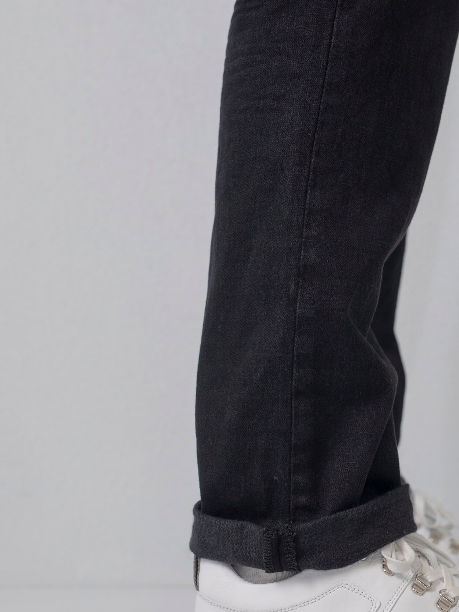 Petrol-Indus_NOOS-NOOS_9702_RILEY_2-jpg