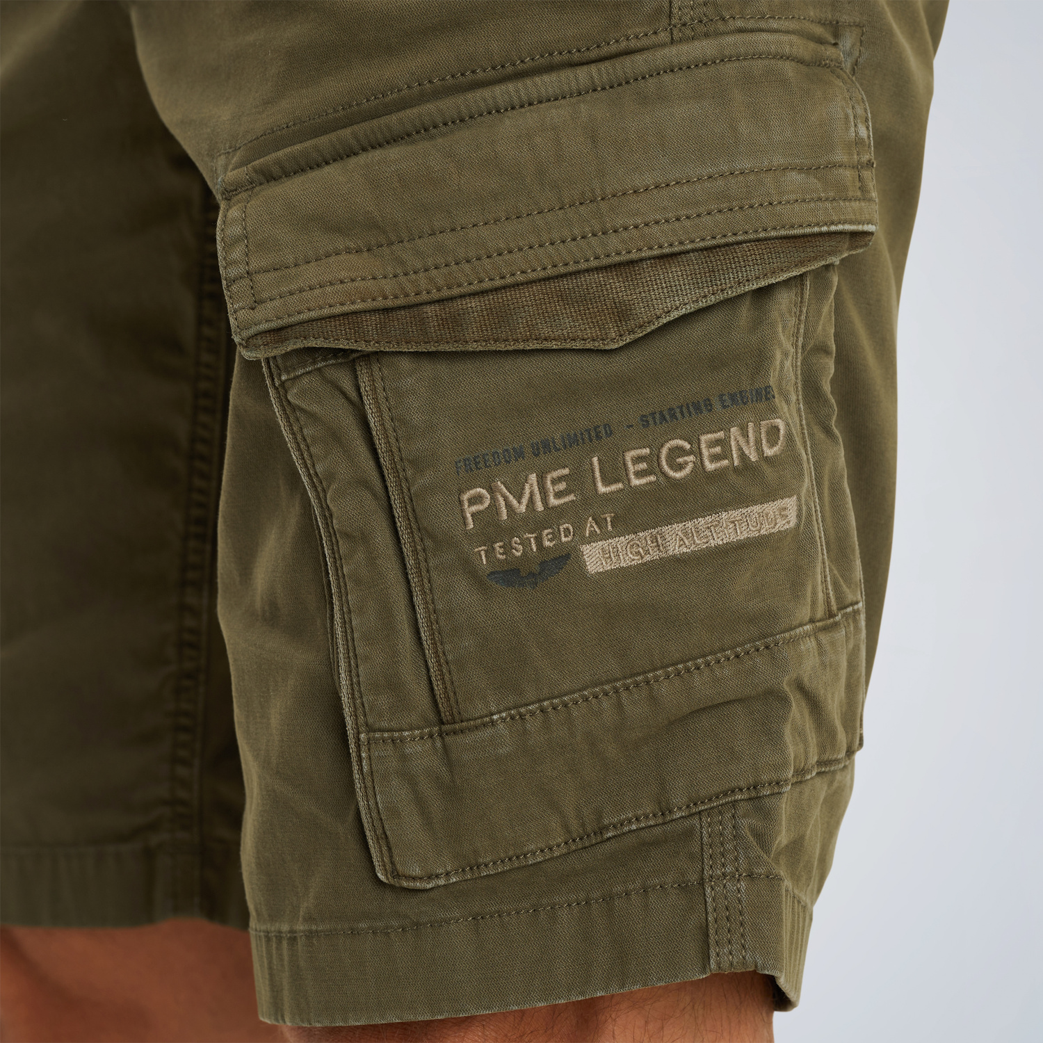 PSH2503650-6416_model_4-jpg