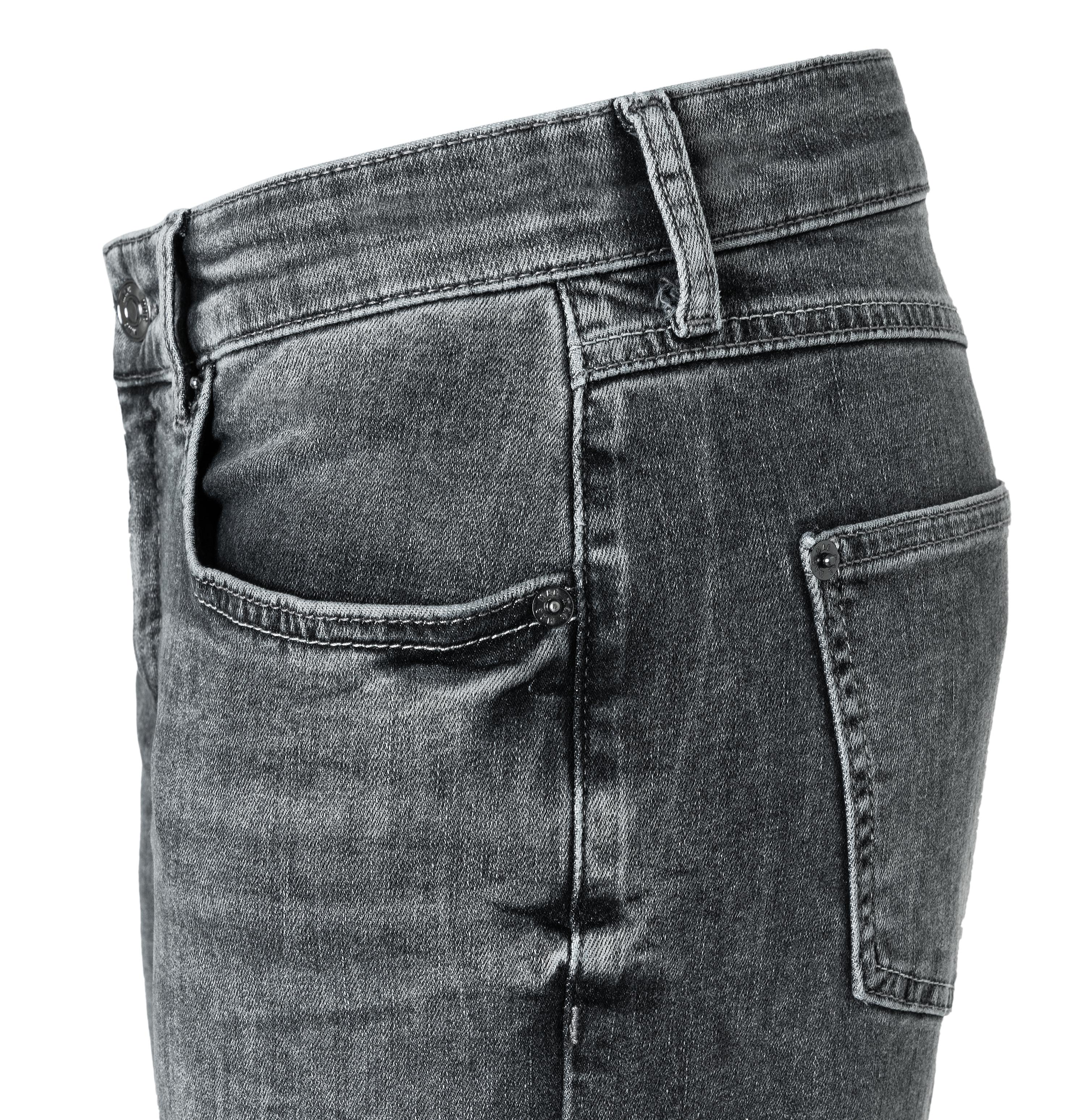 kol_10_5818-90-0389_d911_x1-jpg