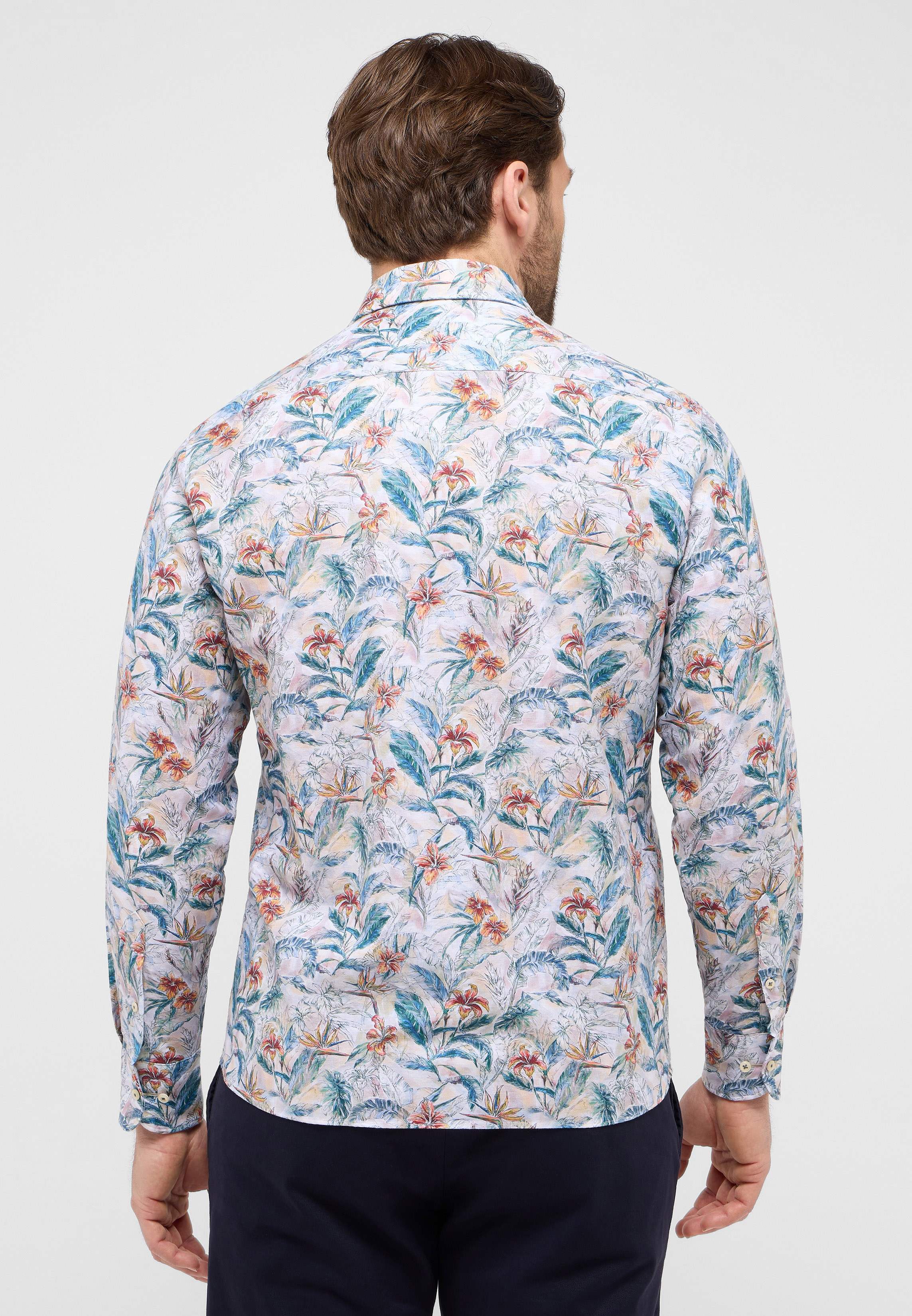 ETERNA_spring_summer-2025_02_1SH15717-2603_24ES69-_4-jpg