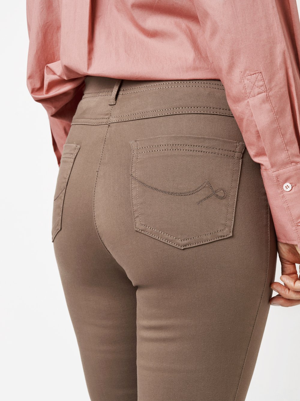 Relaxed_HW25-NOS_750_21-312840-82_4-jpg