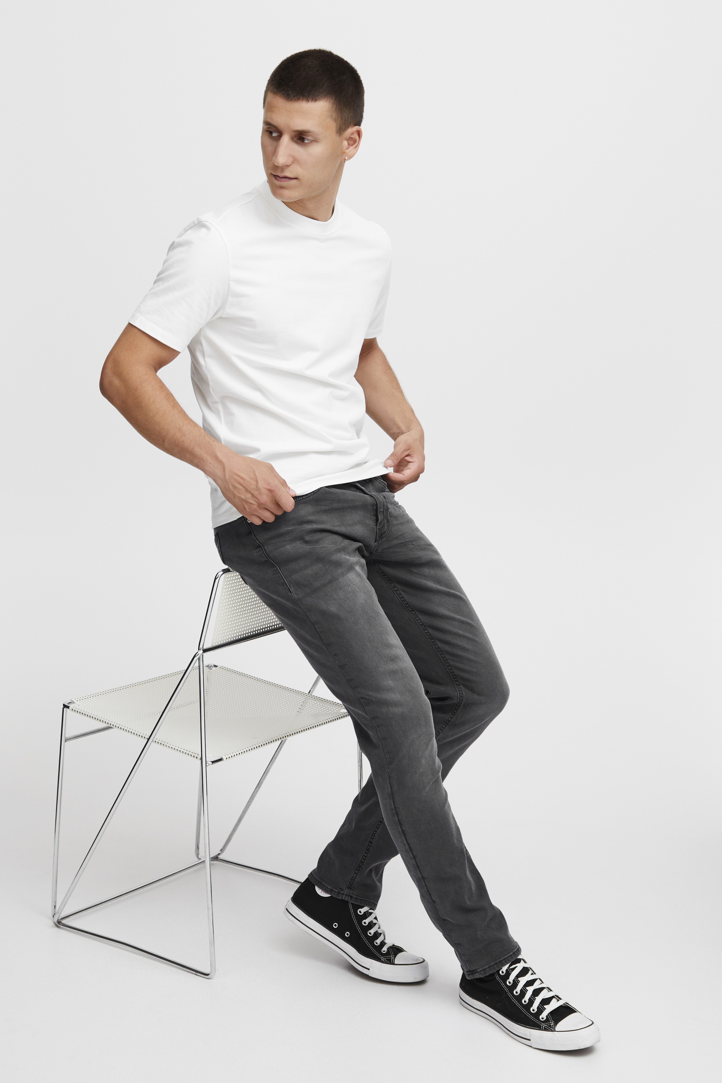 20713302_200295_370-jpg