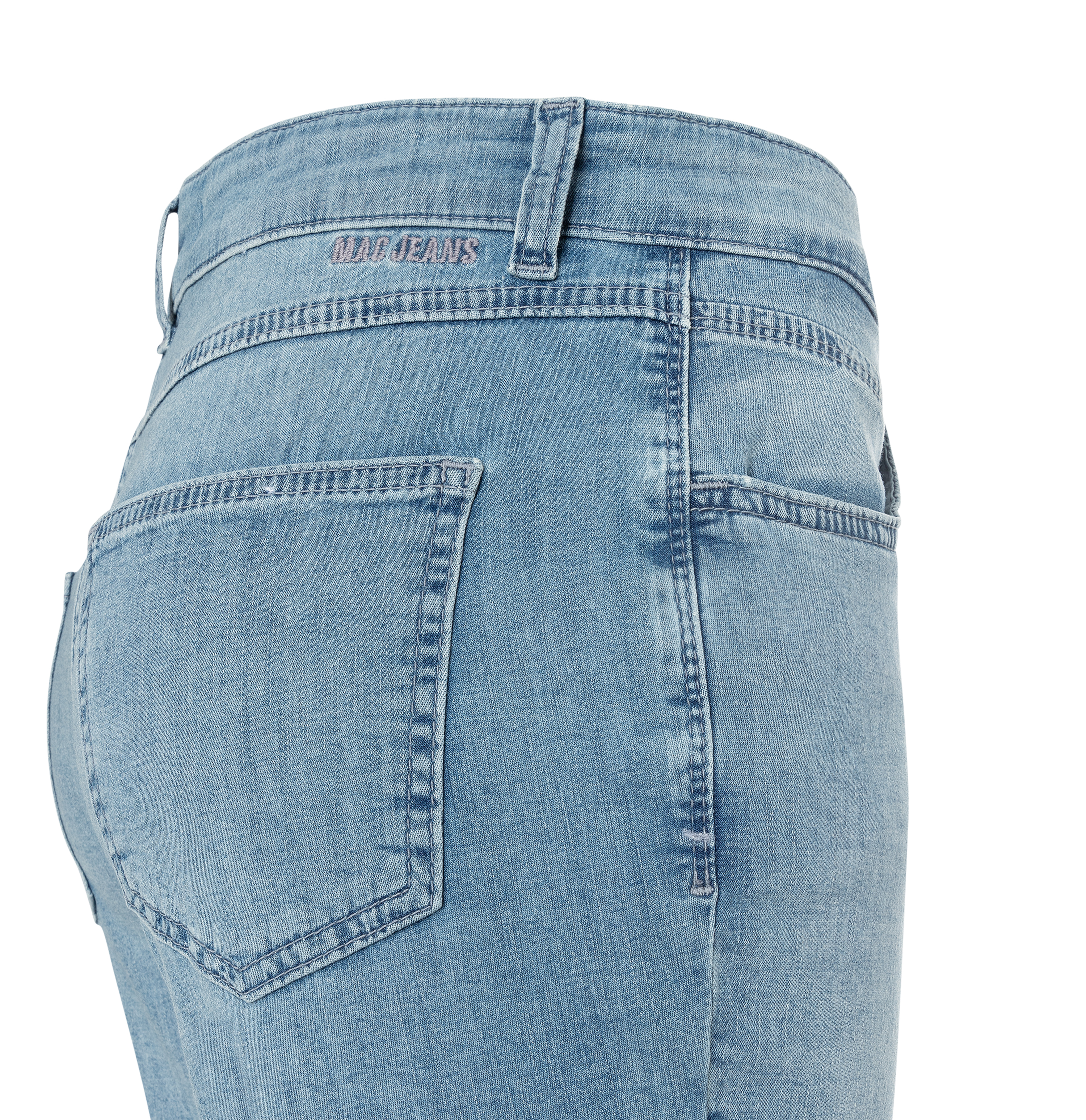 MAC_Summer-2025_D400_5045-90-0344-D400_8-jpg