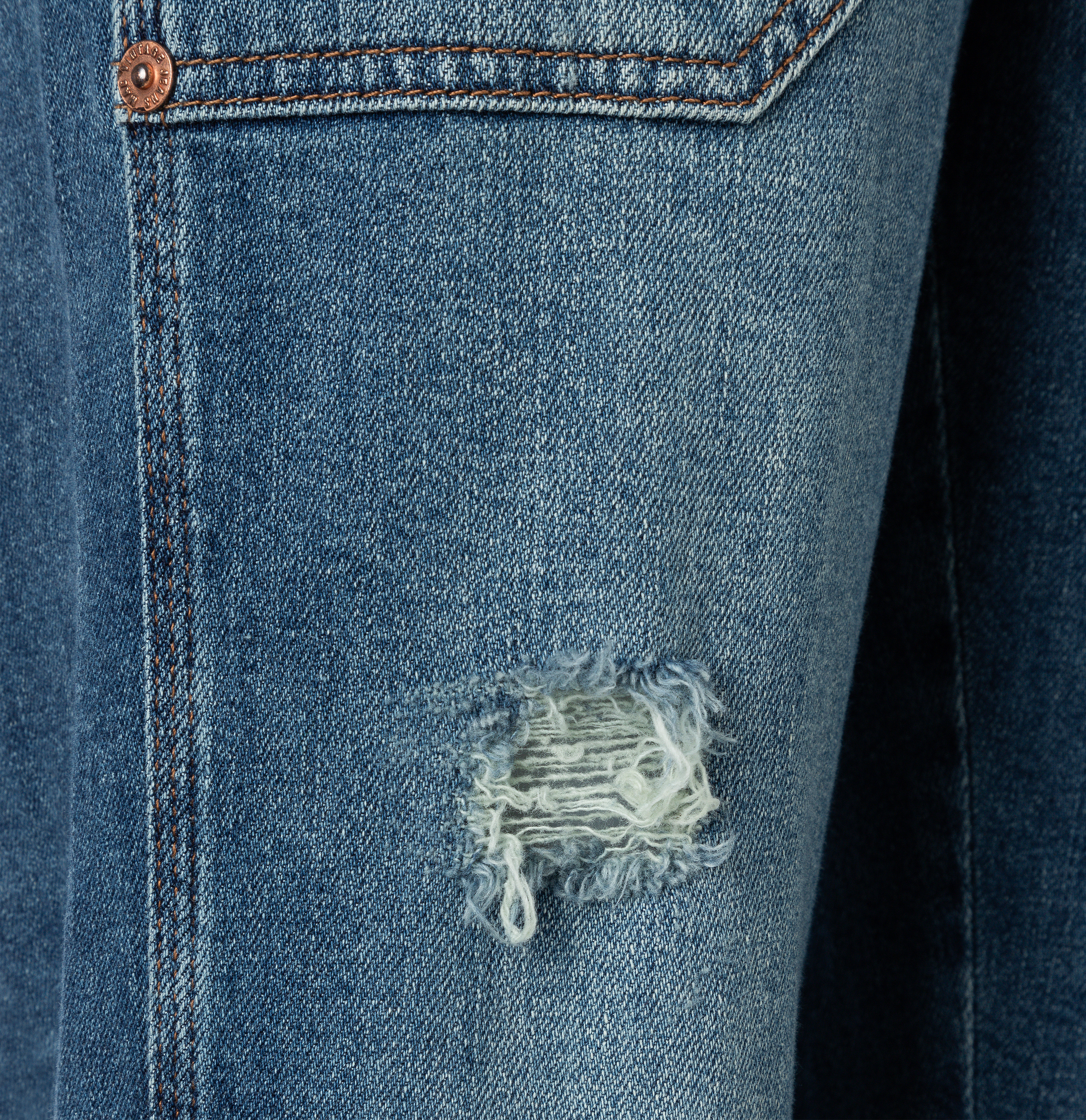 MAC_Early-Spring-2025_D541_2803-90-0333L-D541_8-jpg