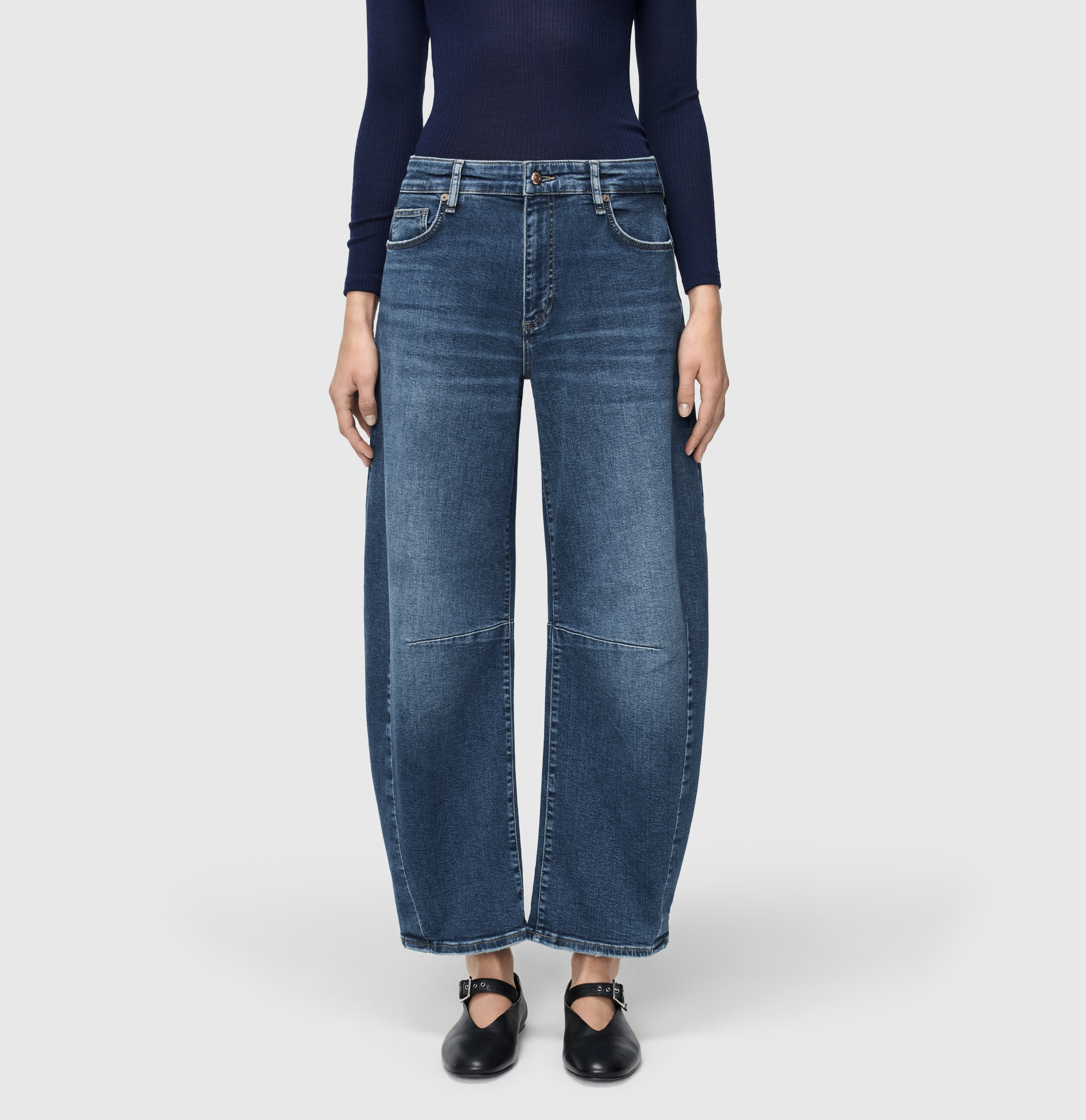 MAC_Early-Autumn-2025_D519_3123-90-0333L-D519_9-jpg