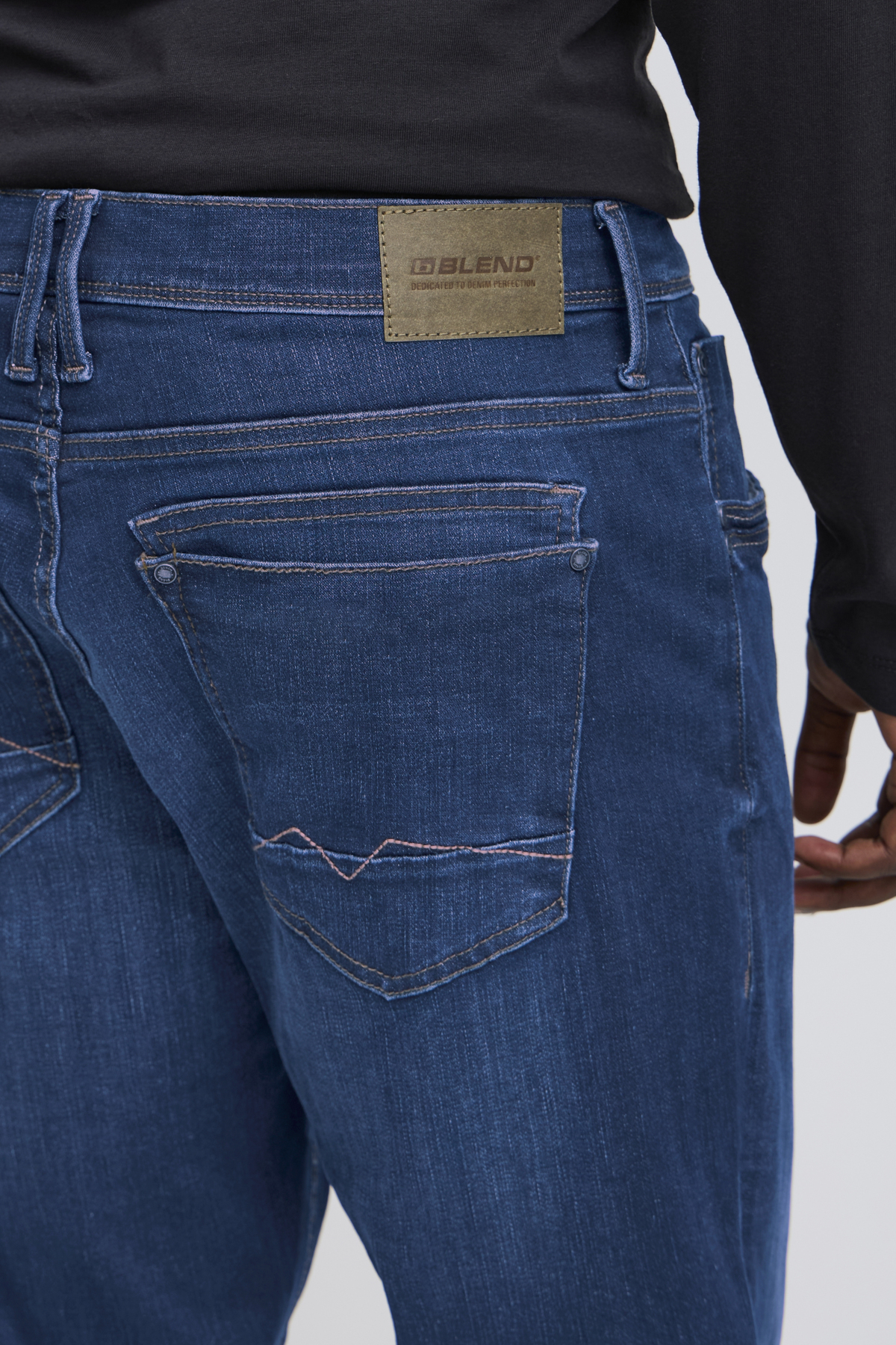 20708856_204406_360-jpeg