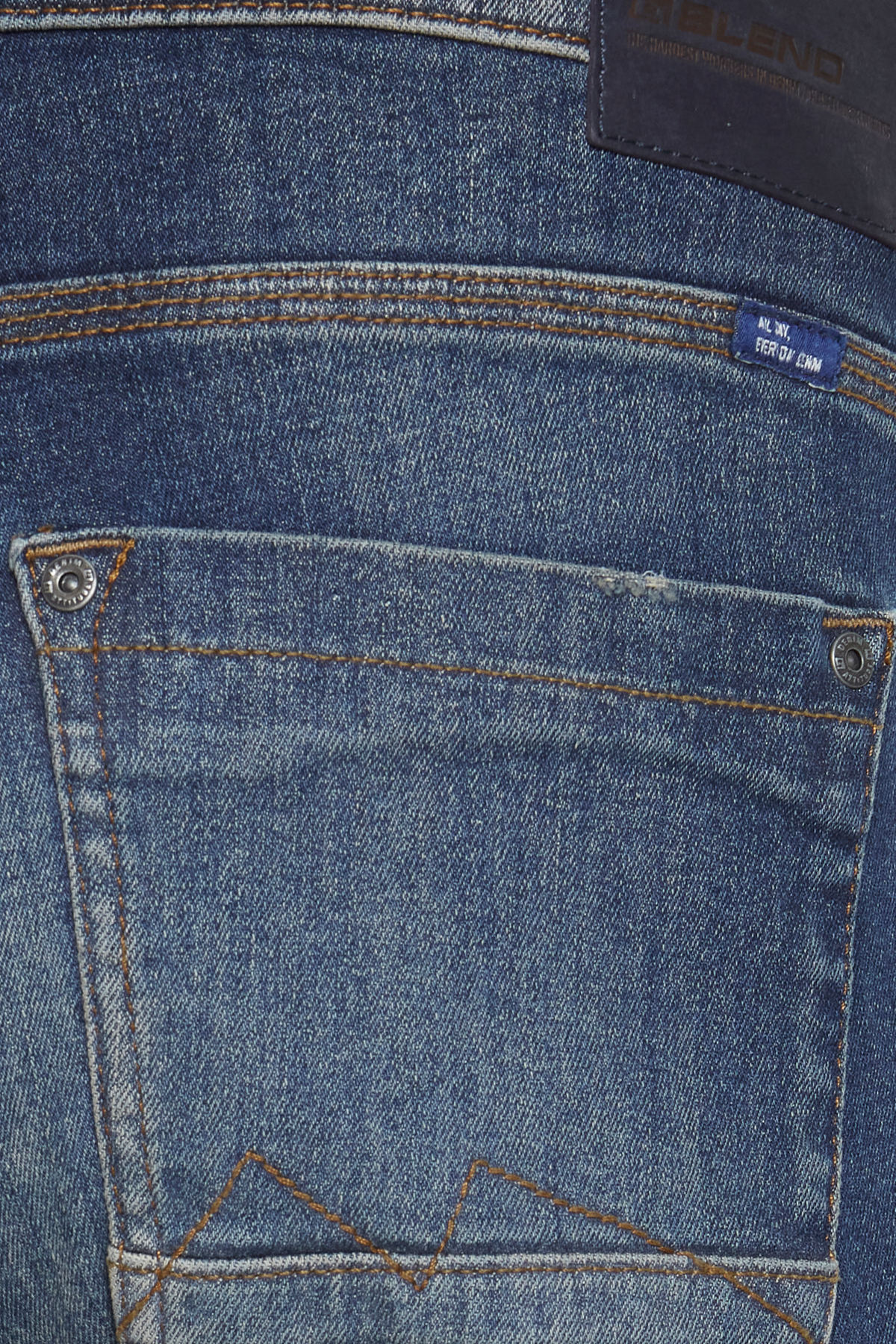 5715169141055_01050001