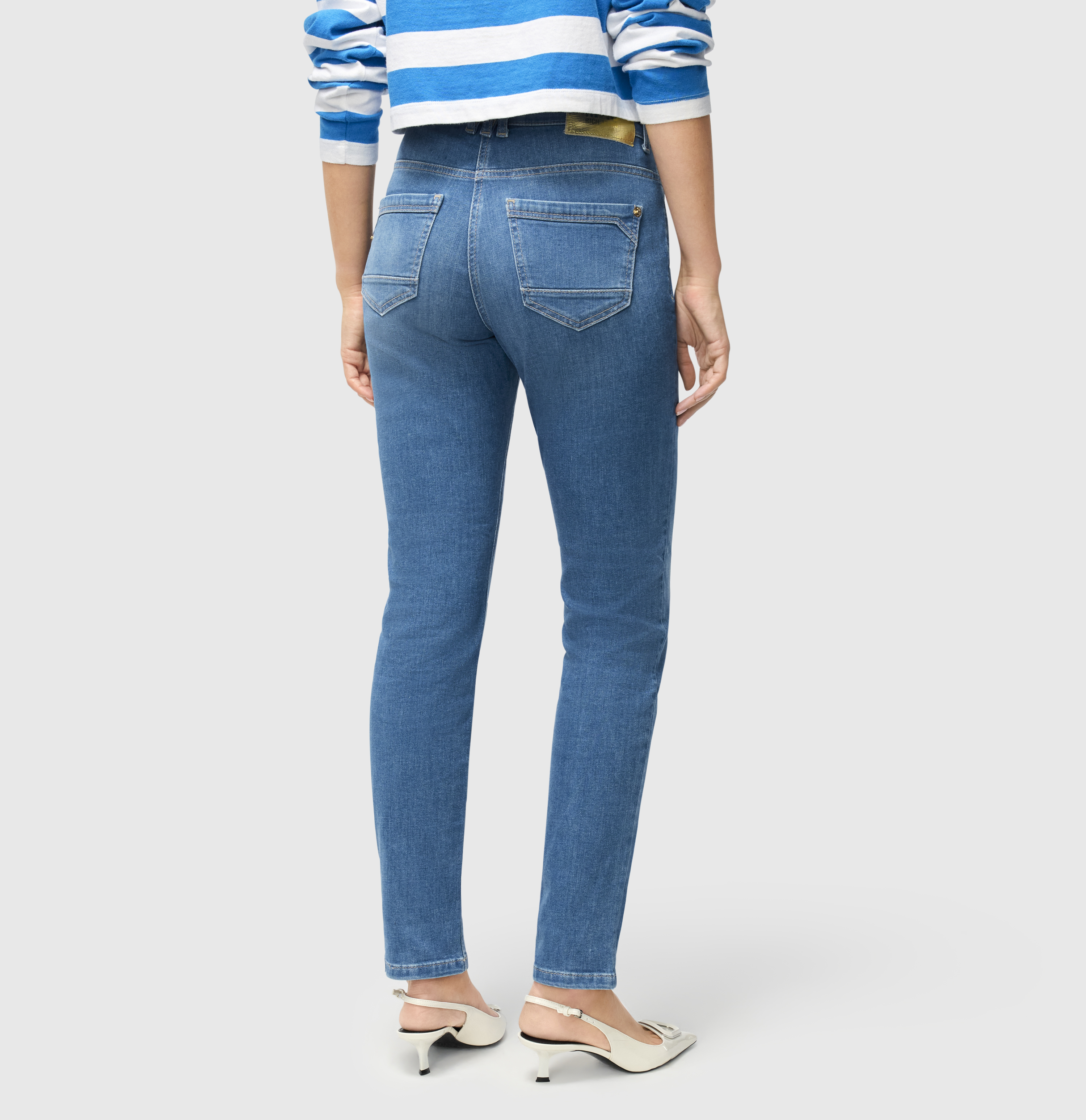 MAC_Spring-2025_D514_5703-90-0389L-D514_2-jpg