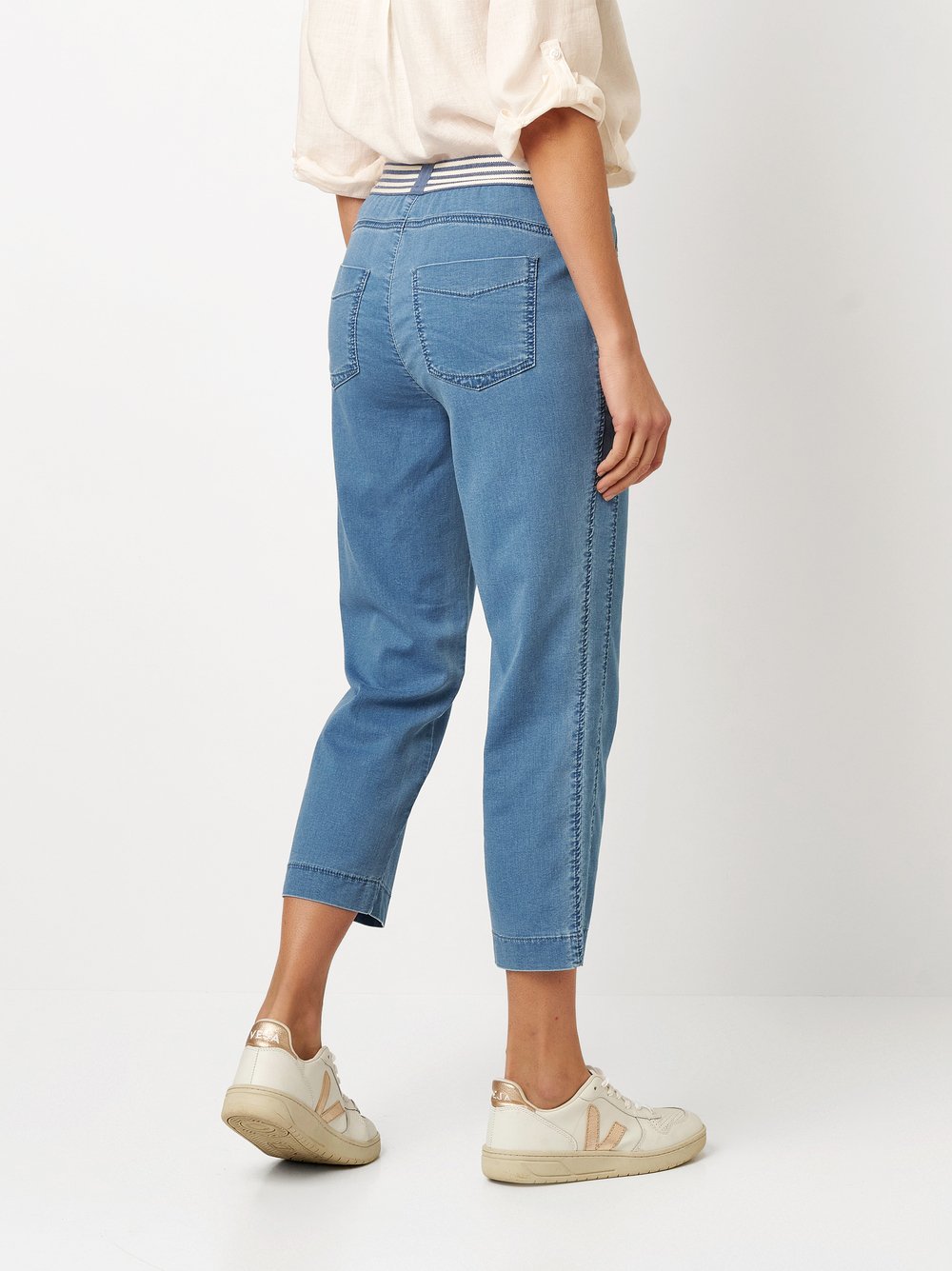 TONI_FS26-Kollektion_053_21-211805-8_3-jpg