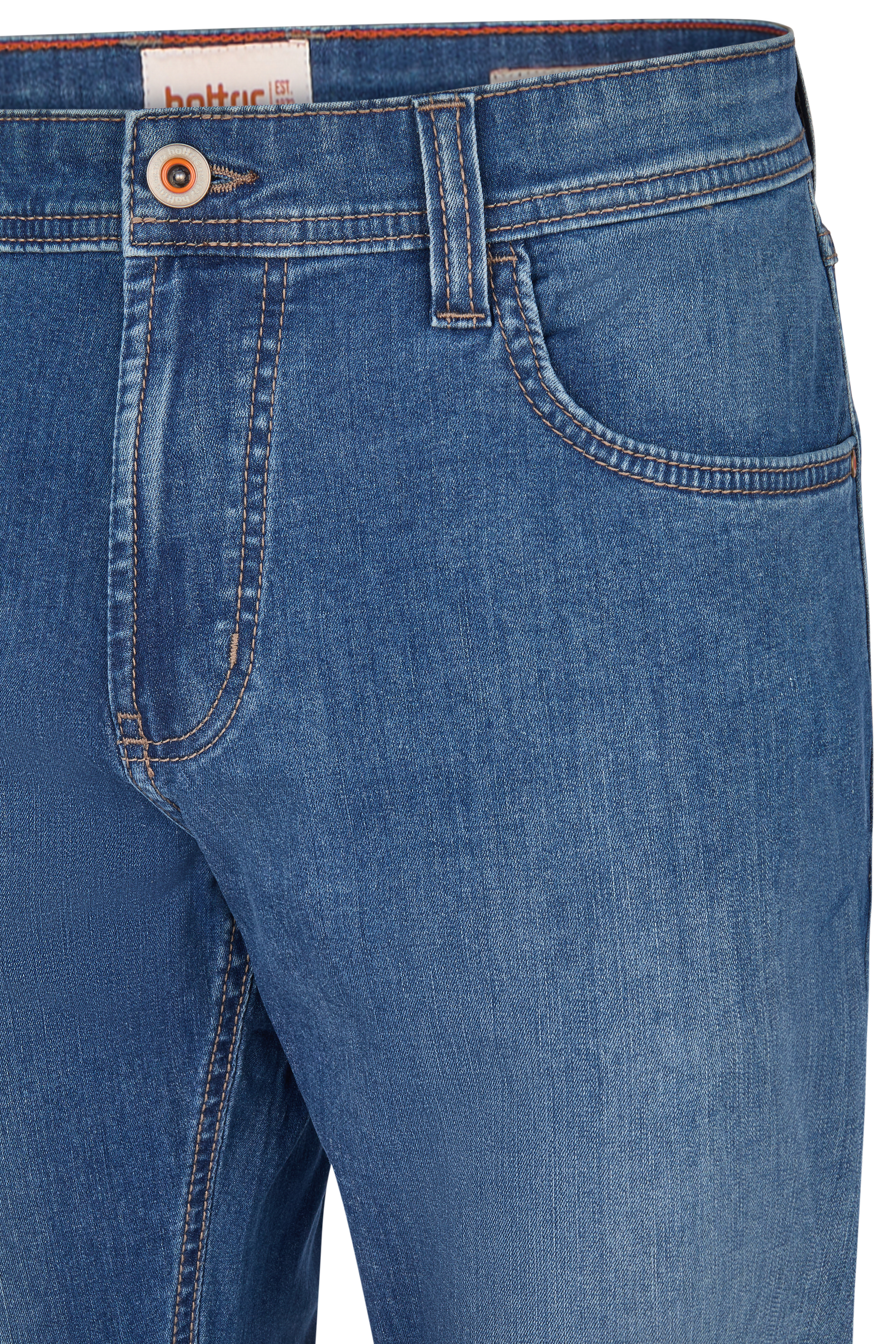 hattric-_25FS_41_688835-5325-41_4-jpg