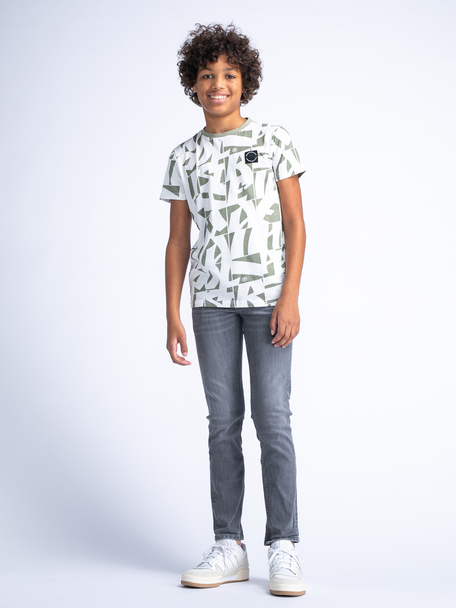 Petrol-Indus_NOOS-NOOS_9700_RUSSEL_8-jpg