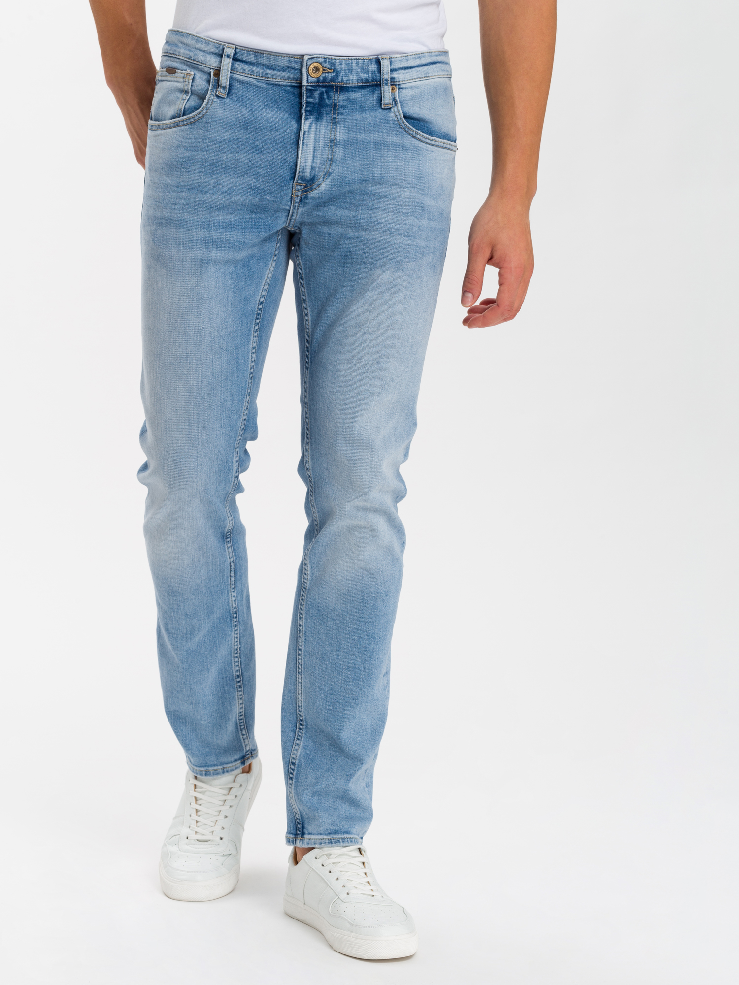E_198_015_cross_jeans_null_1