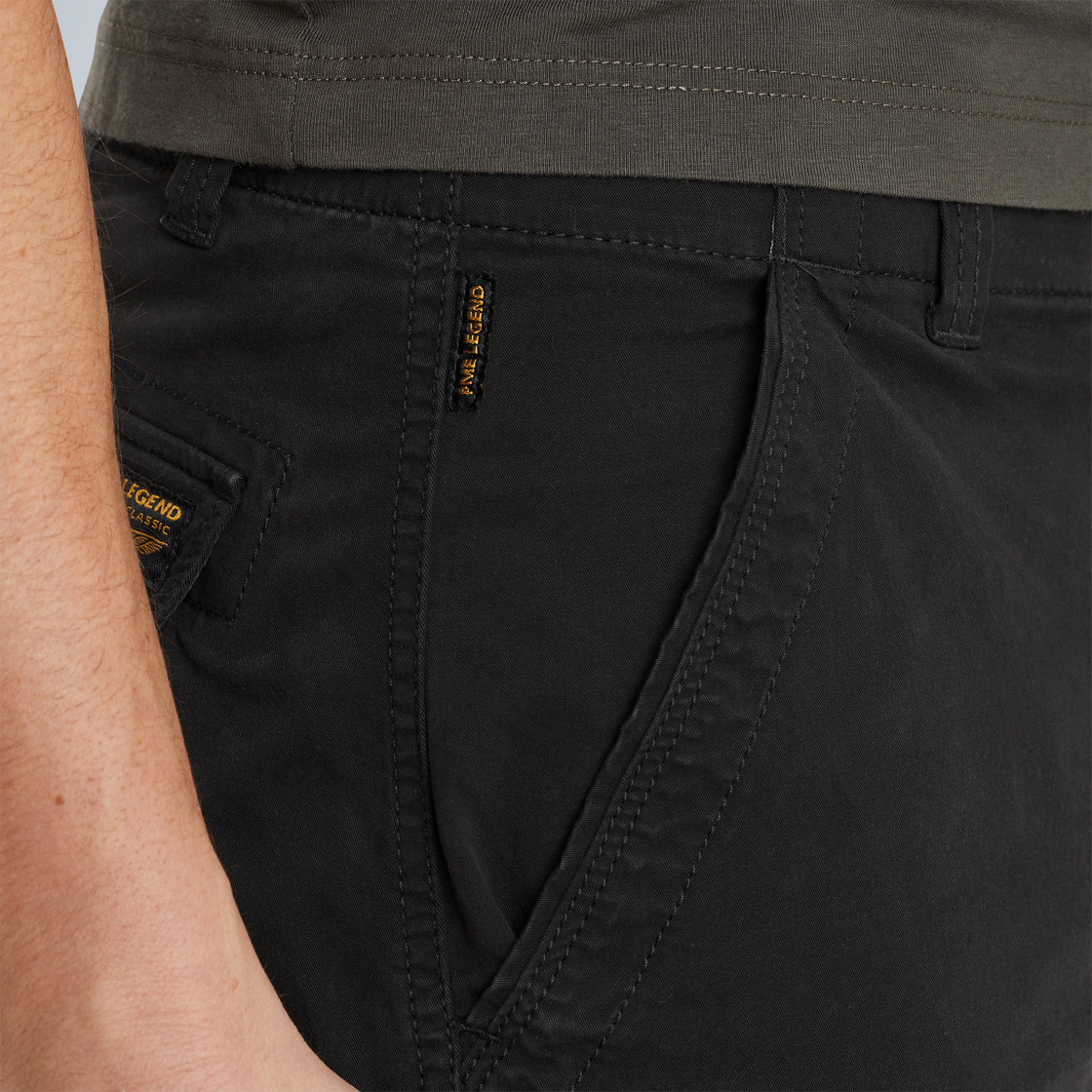 PSH2504661-999_model_4-jpg