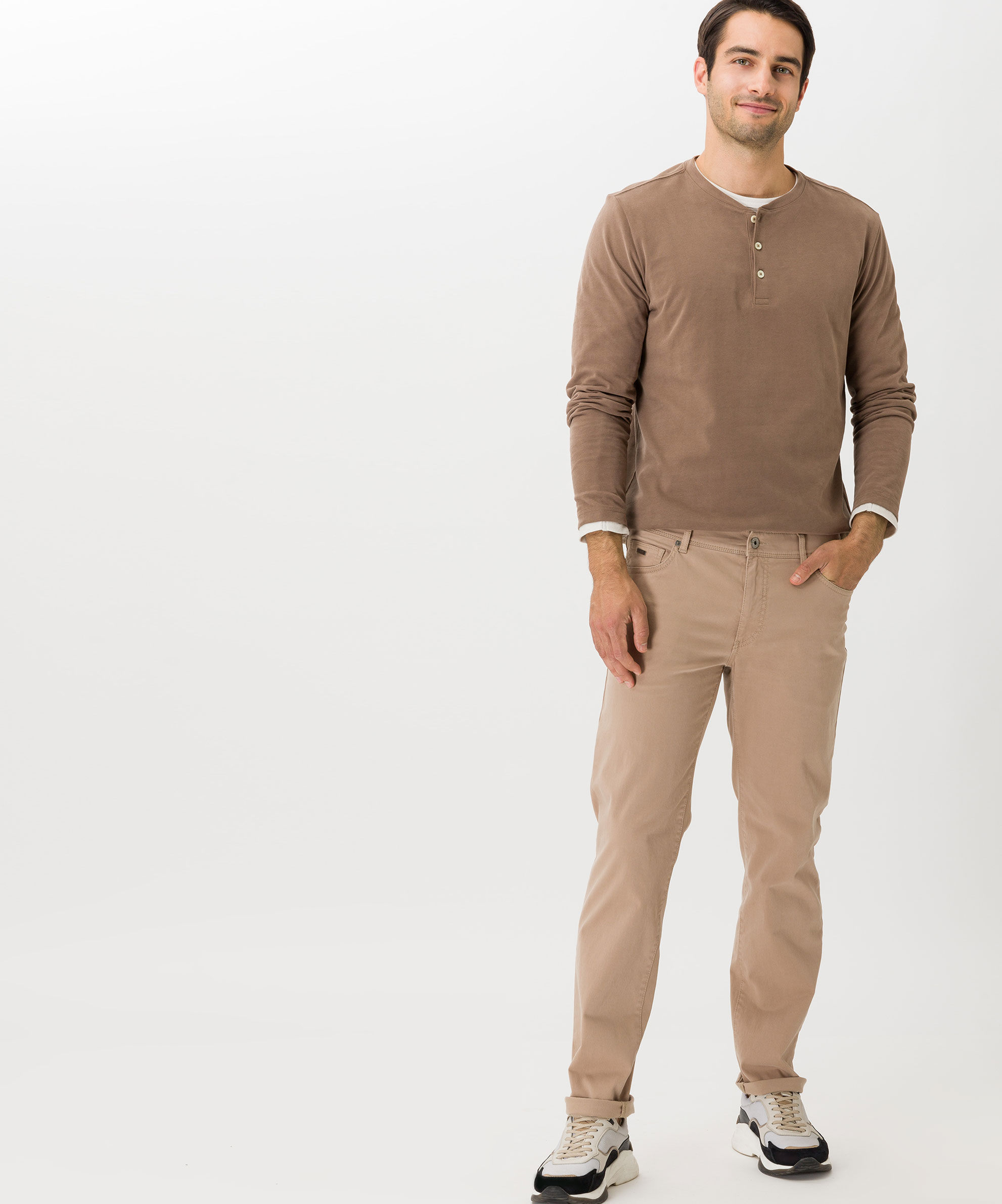 BRAX_222_56_813507_7864120_3