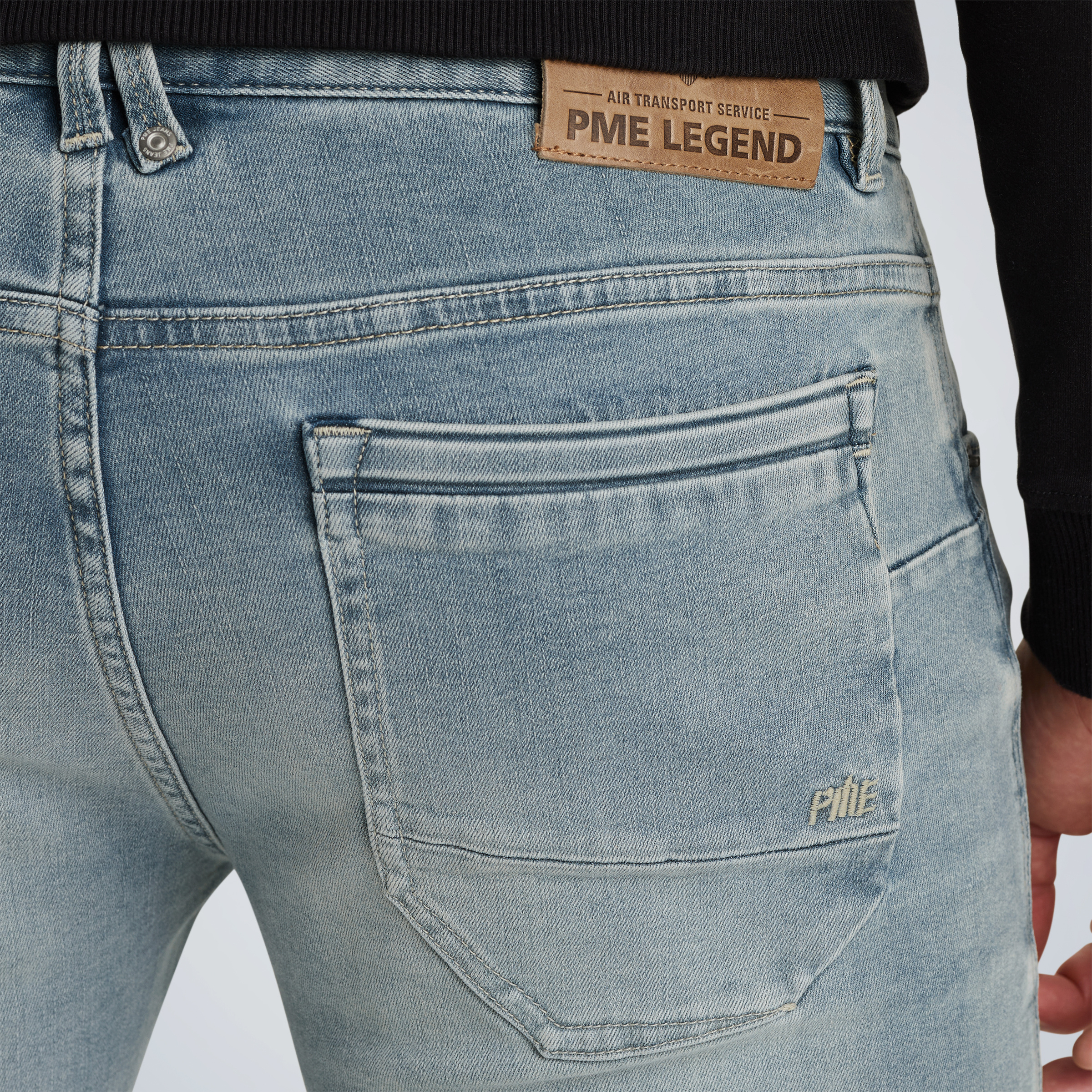 PTR2503723-DGC_model_6-jpg