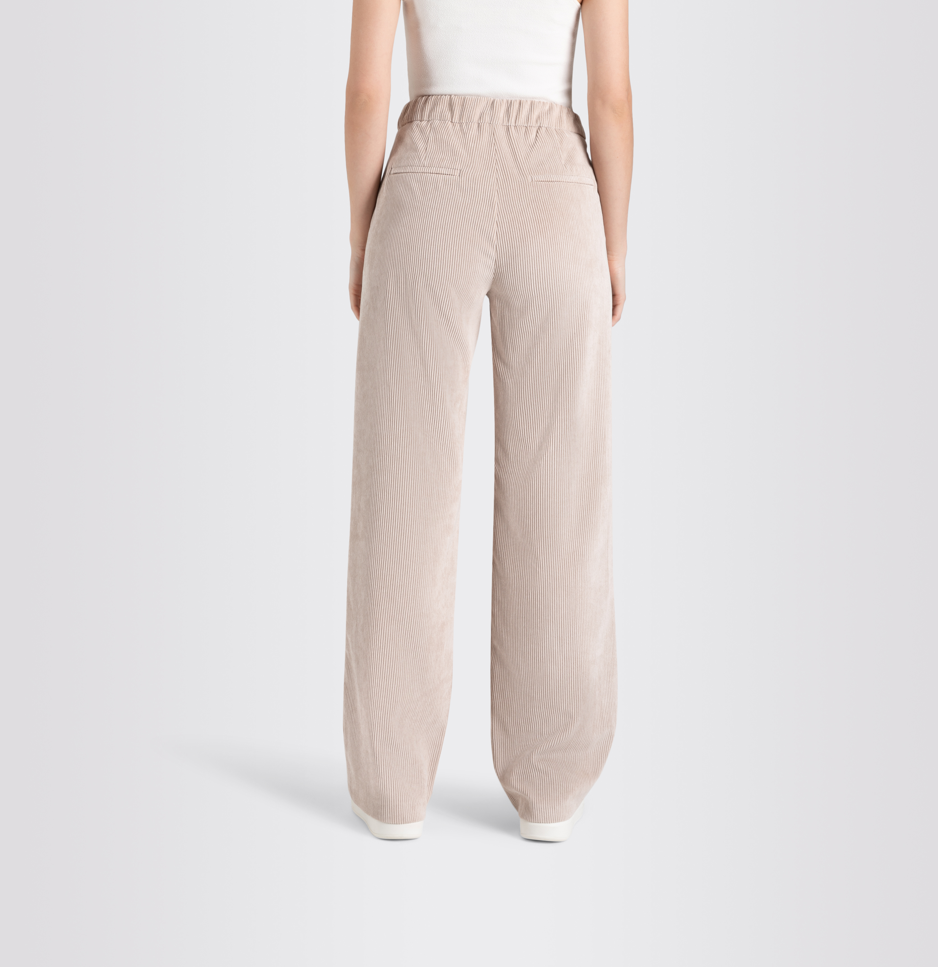 MAC_Autumn-2024_215_3051-00-0410-215_2-jpg-9Euf