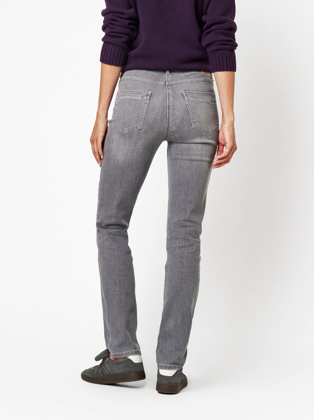 TONI_HW25-NOS_862_12-301226-42_3-jpg