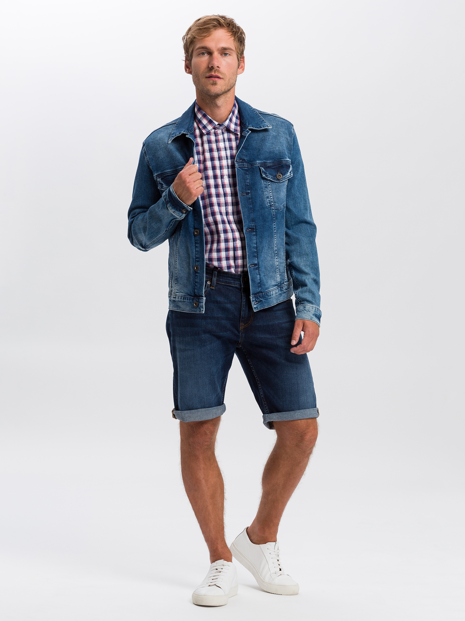 A_565_142_cross_jeans_null_3