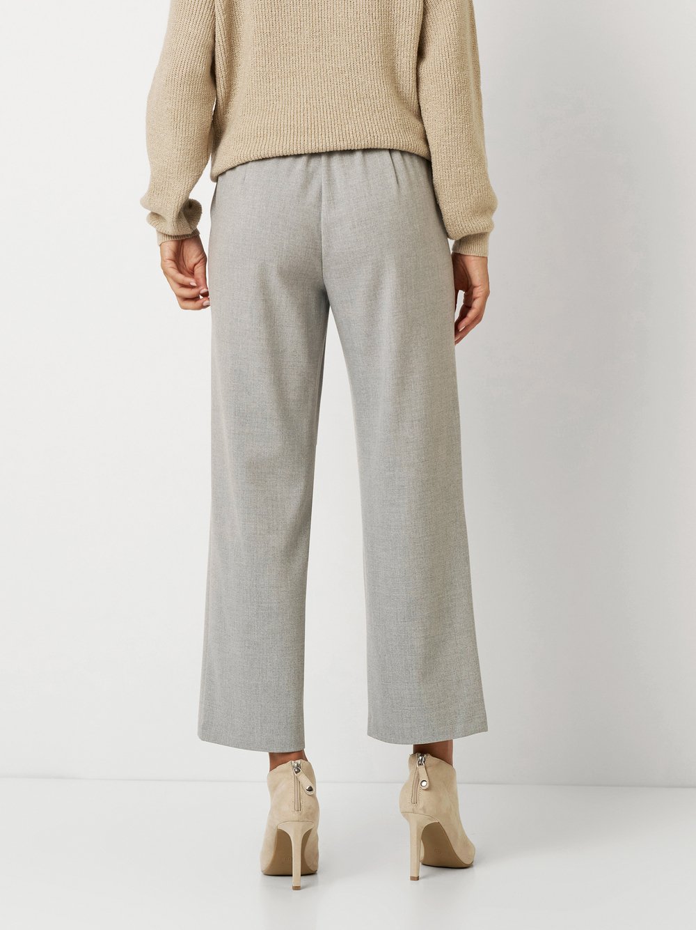 TONI_HW25-NOS_086_41-041805-75_3-jpg