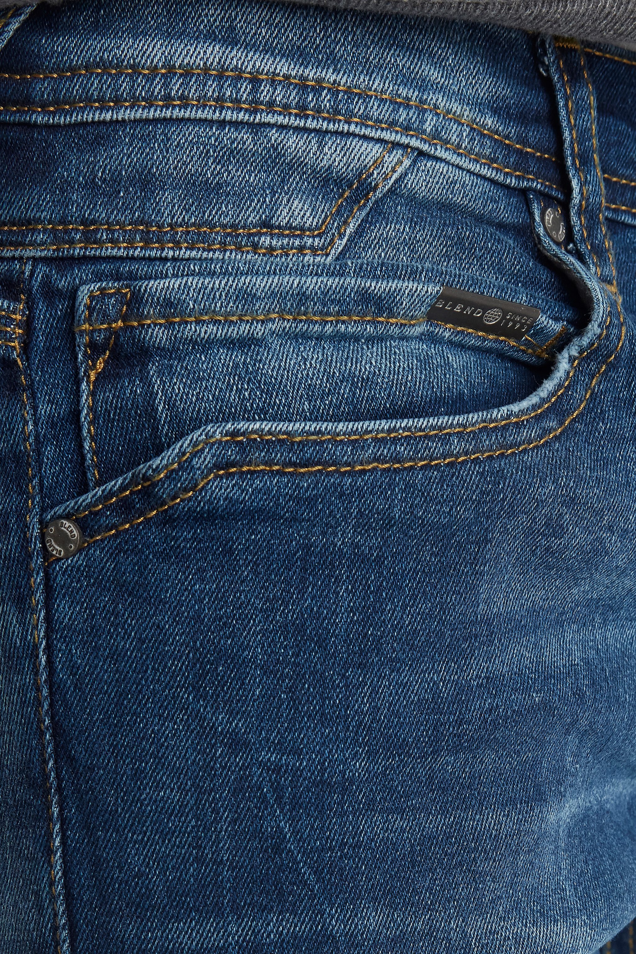 middle-blue-cirrus-jeans3