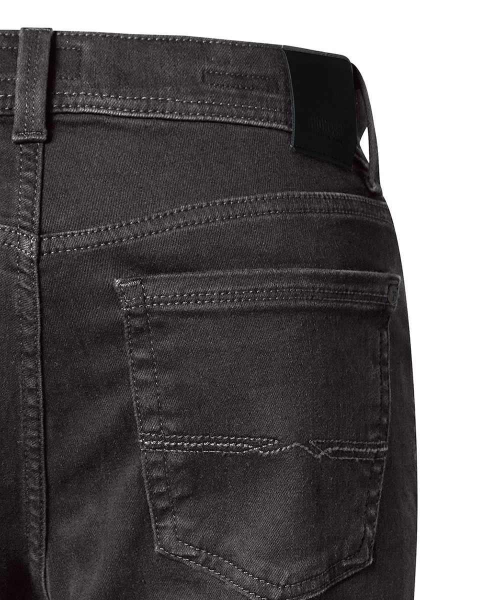 PIONEER_HerbstWinter-2025_9800_P0-16801-6784_9800_4-jpg