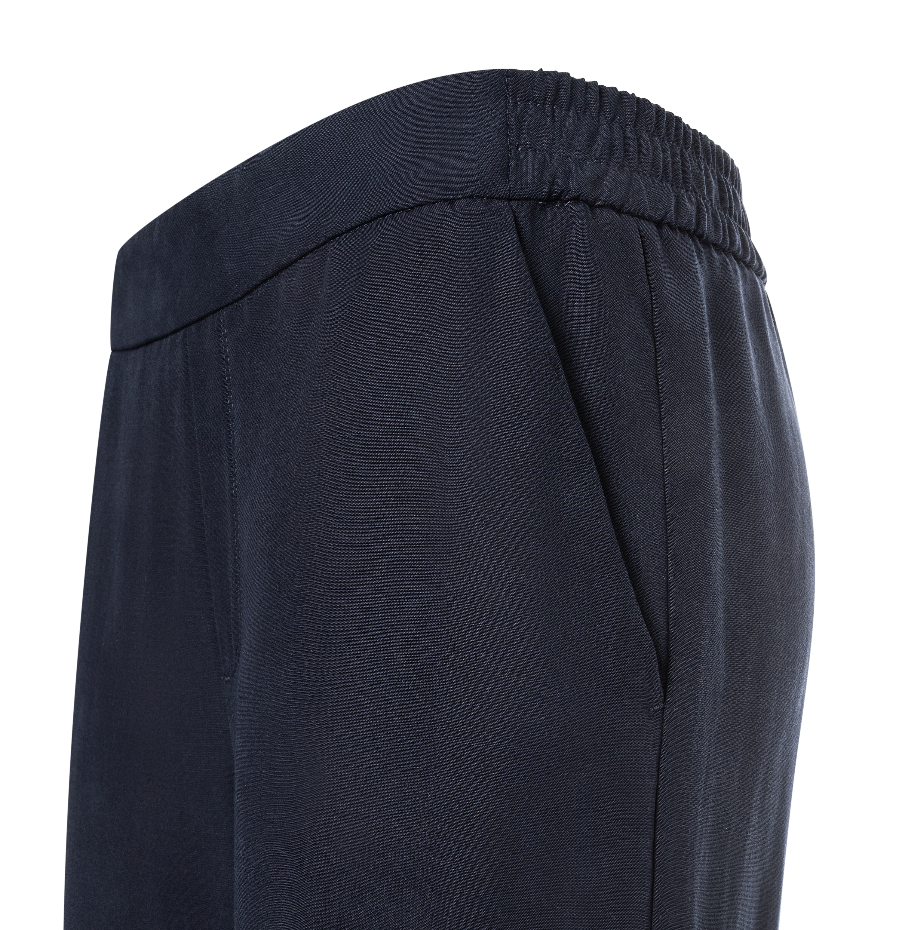 MAC_Summer-2025_198_2177-00-0220-198_5-jpg