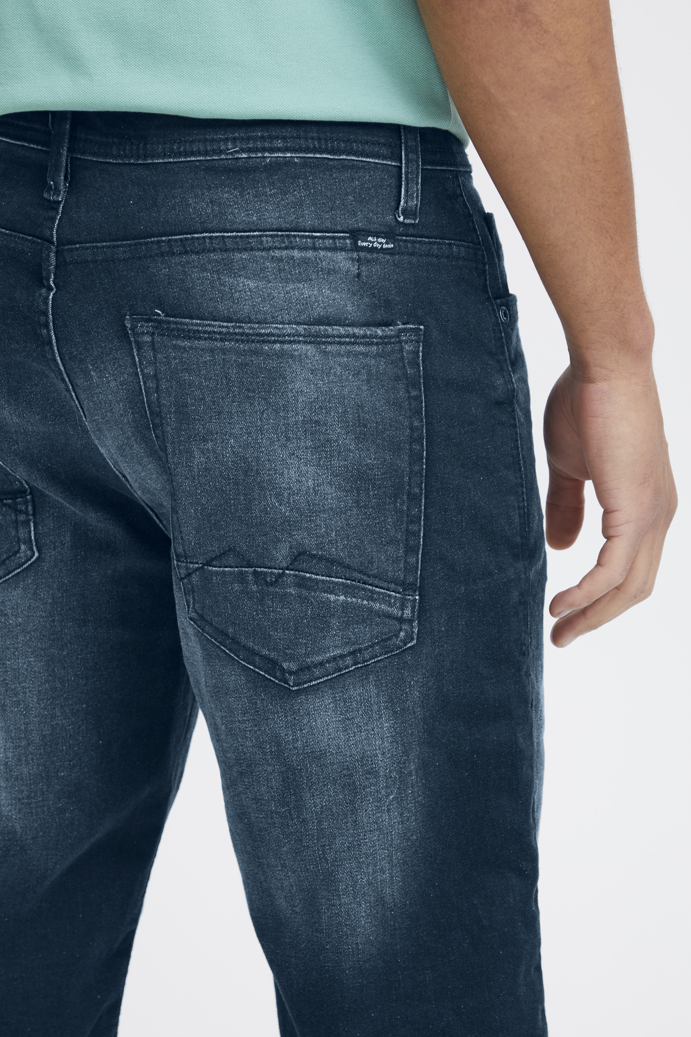 20713328_200292_360-jpg