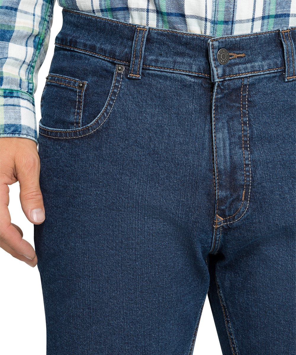 PIONEER_HerbstWinter-2021_6811_P01144100006388-6811_5