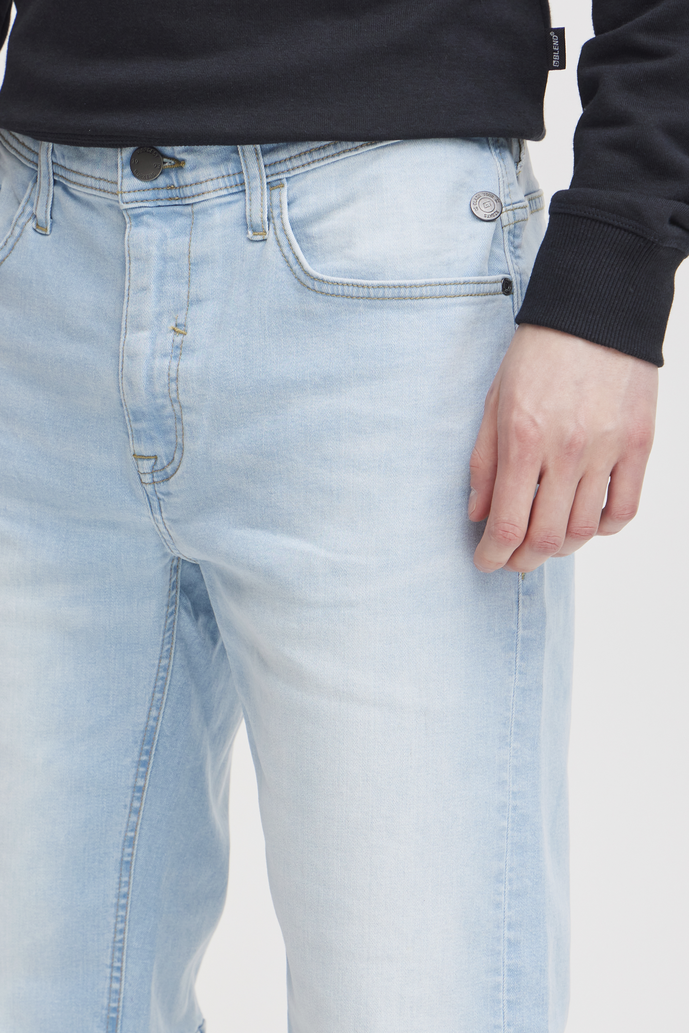 20713328_200290_350-jpg